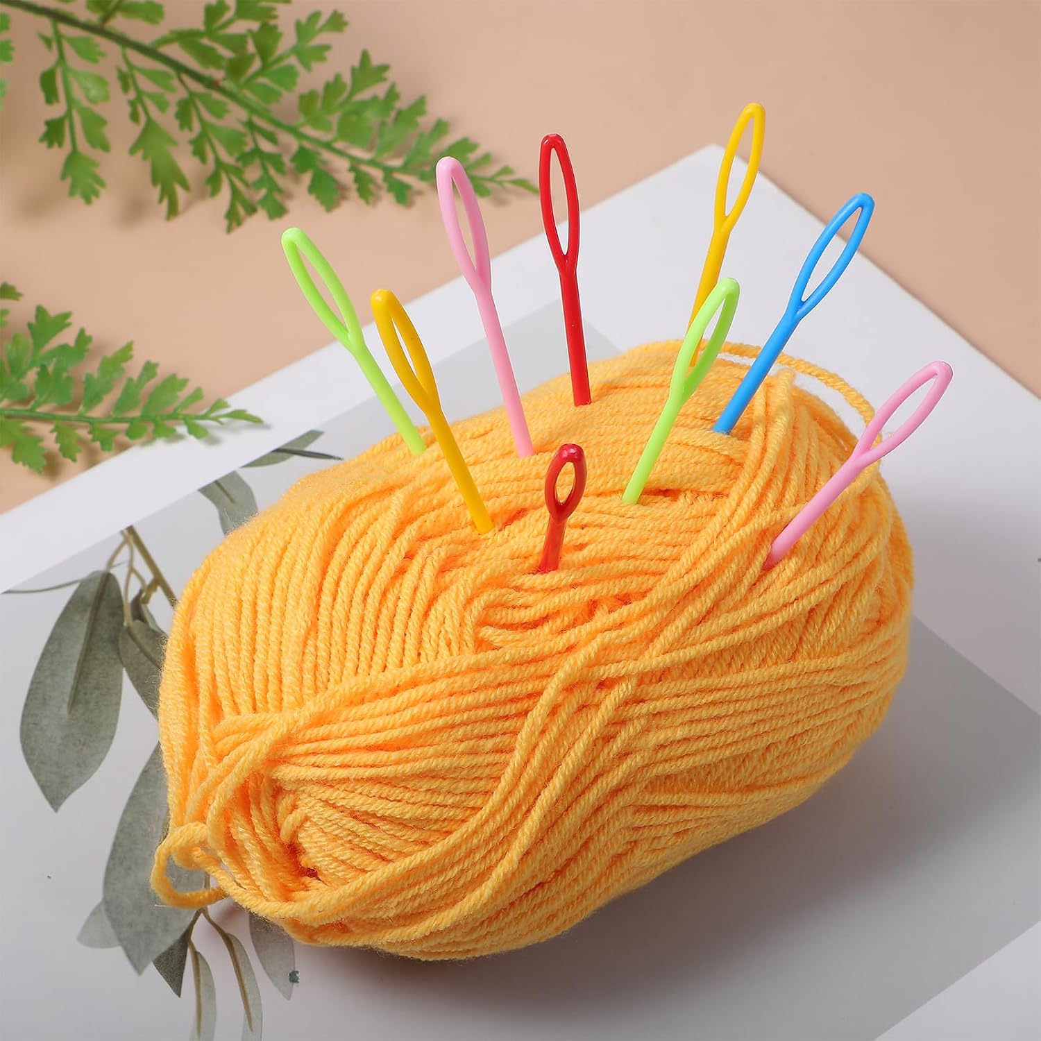 50 Pcs Yarn Needles - Assorted Colors 9cm(3-5/9 inch) Large Eye Plastic Needle - Blunt Tip Sewing Crochet Needle for Amigurimi, Weaving, Darning, and DIY Crafts