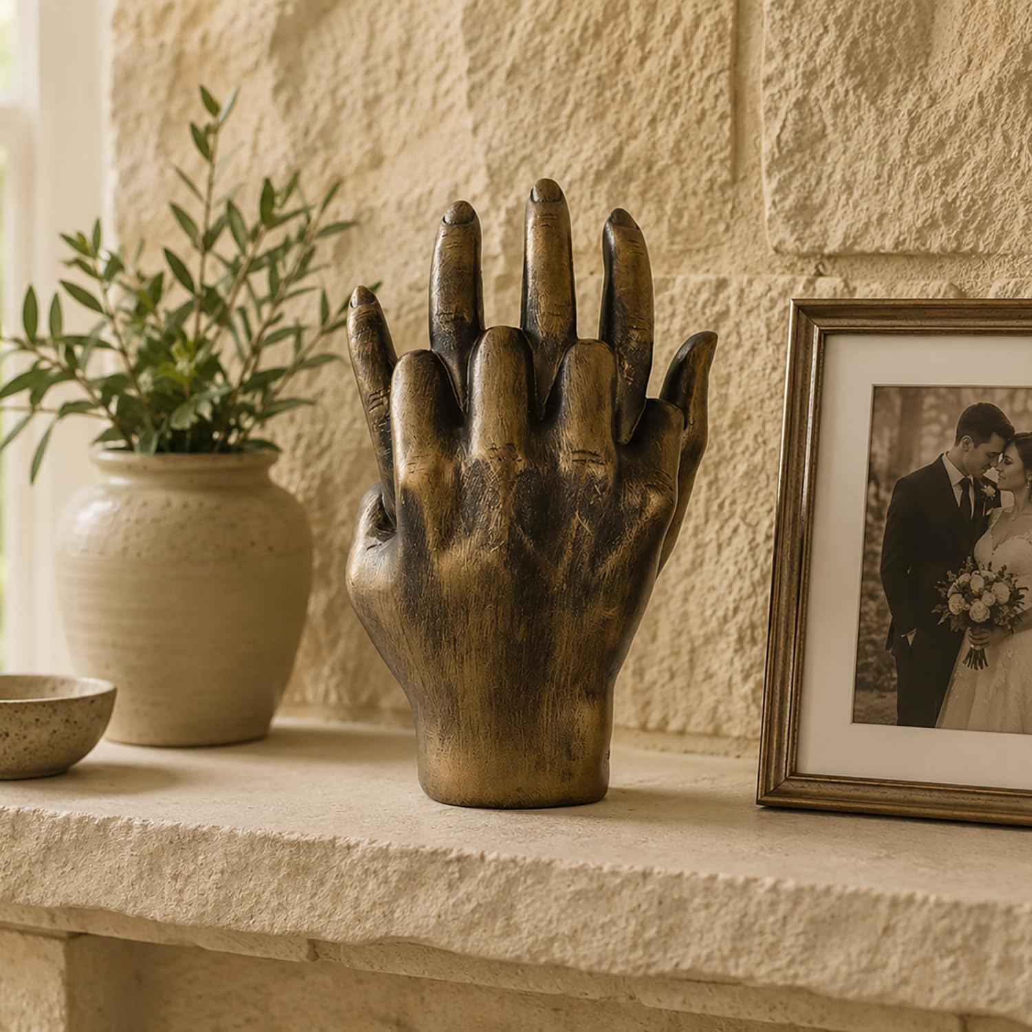 Prezents.com Lovers Hands Entwined Sculpture Bronze Effect Resin H15cm