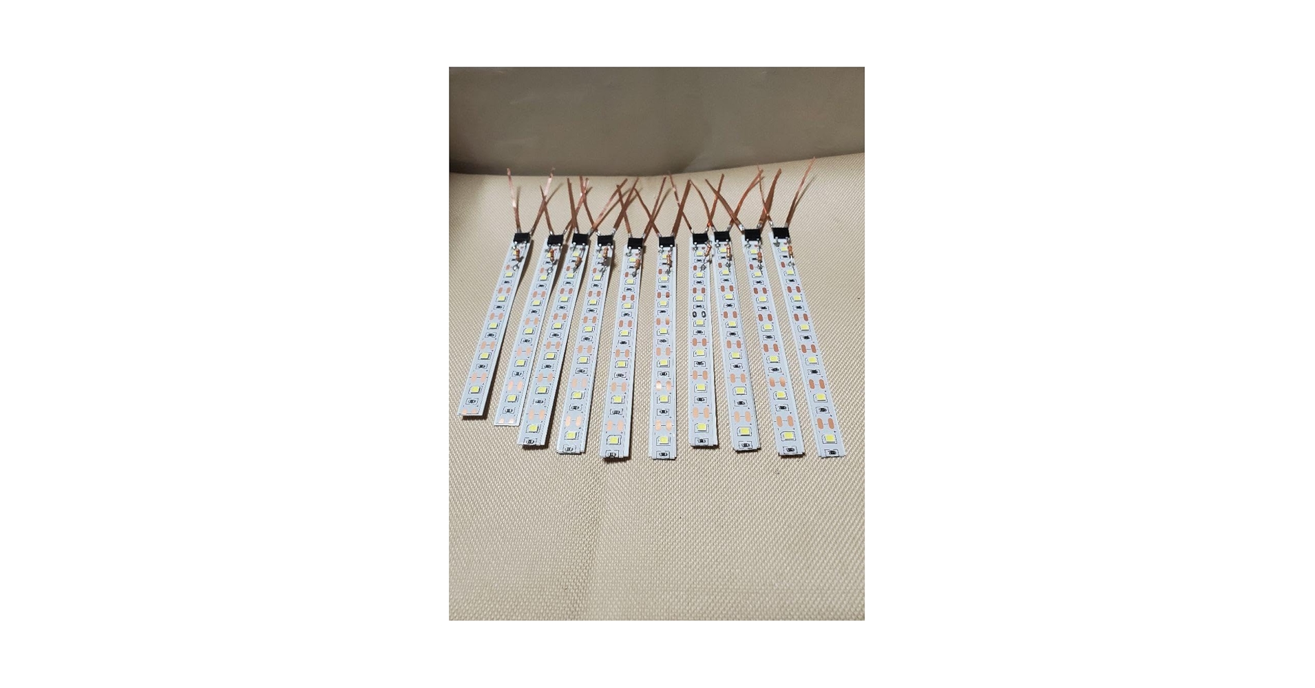 【人気商品！】Nゲージ テープLED室内灯(白色) 50本セット 人気商品！】Nゲージ テープLED室内灯(白色) 50本セット Amazon