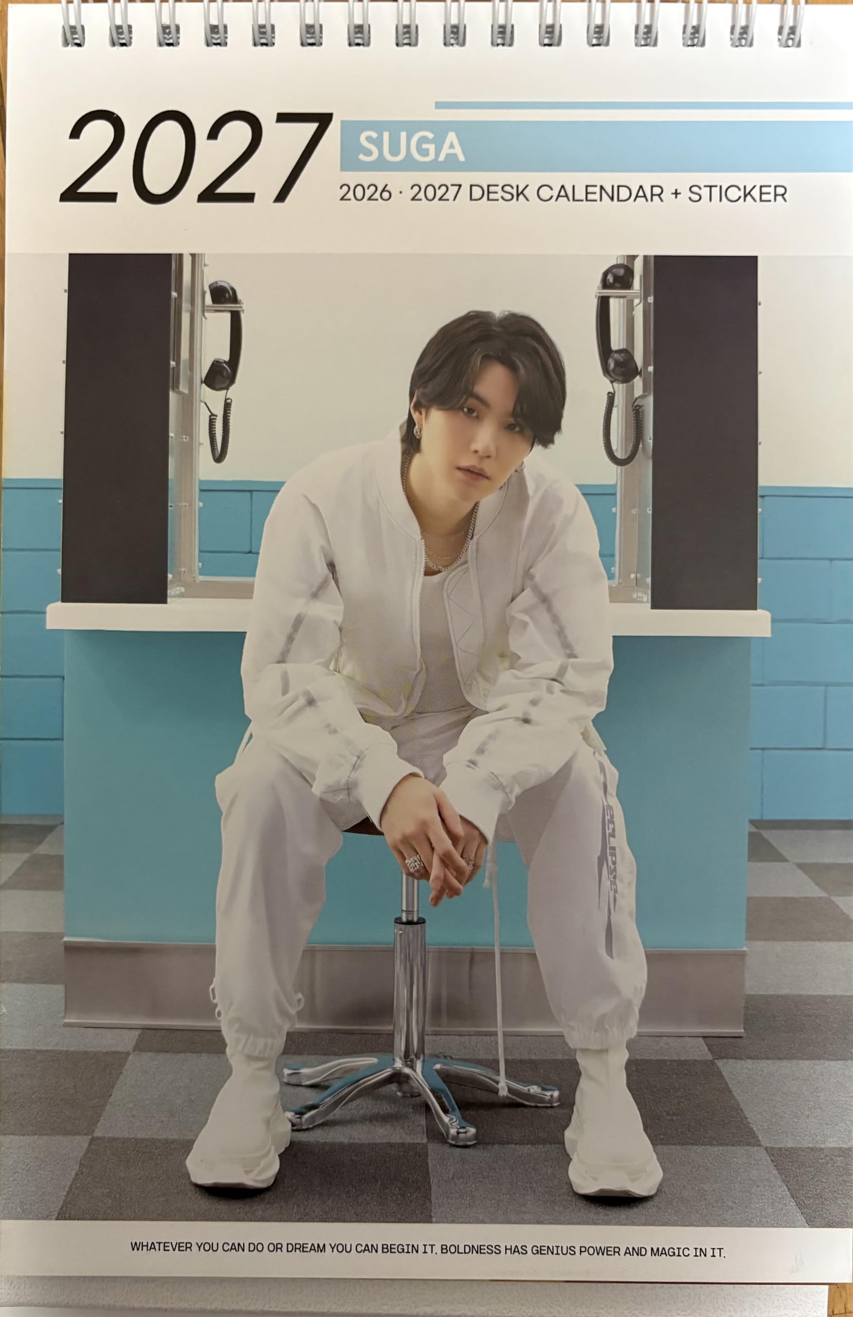 Amazon.co.jp: シュガ グッズ 2026年-2027年 2年分 卓上カレンダー