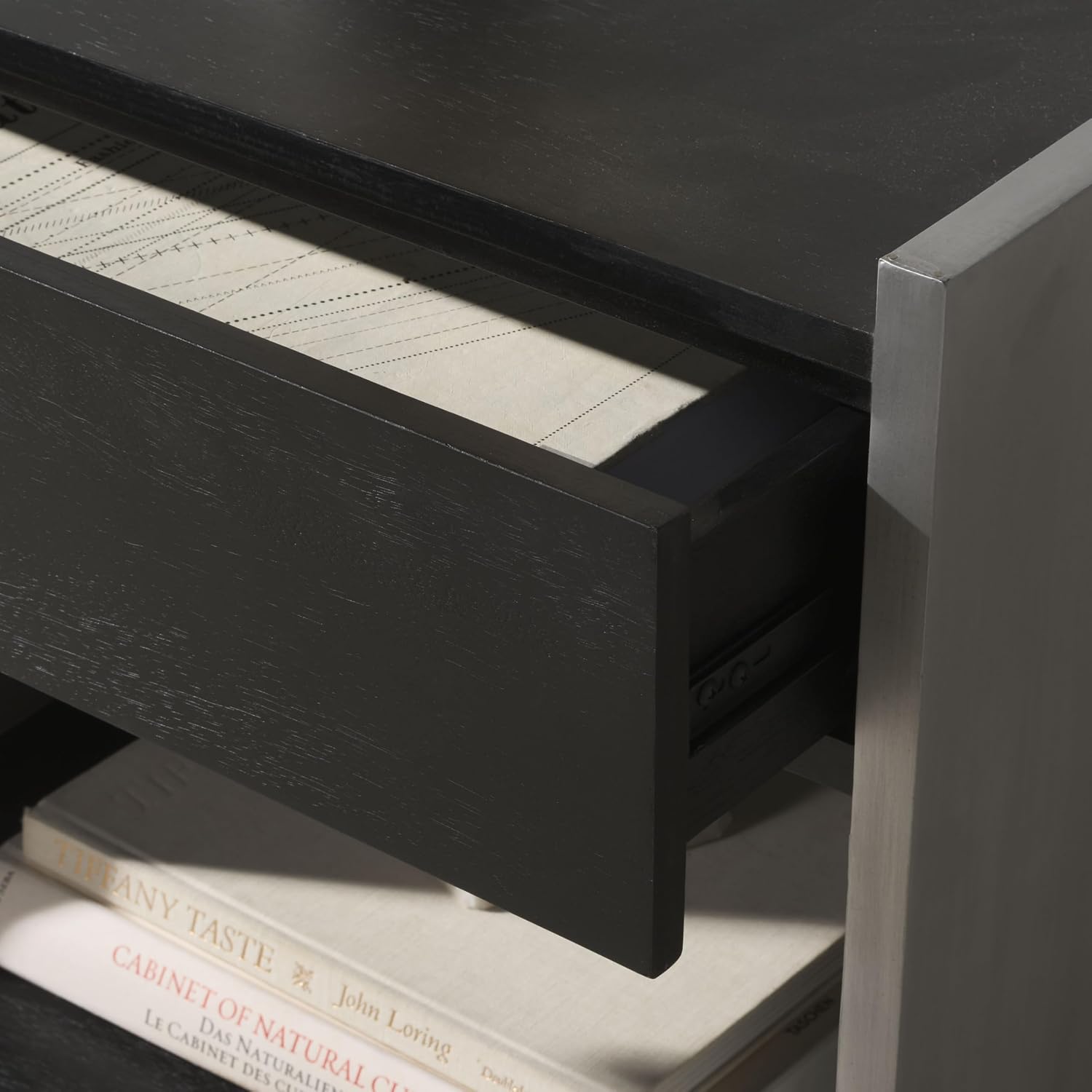 SAFAVIEH Couture Collection Ottawa Black/Silver Aluminum Accent Table Nightstand (Fully Assembled)
