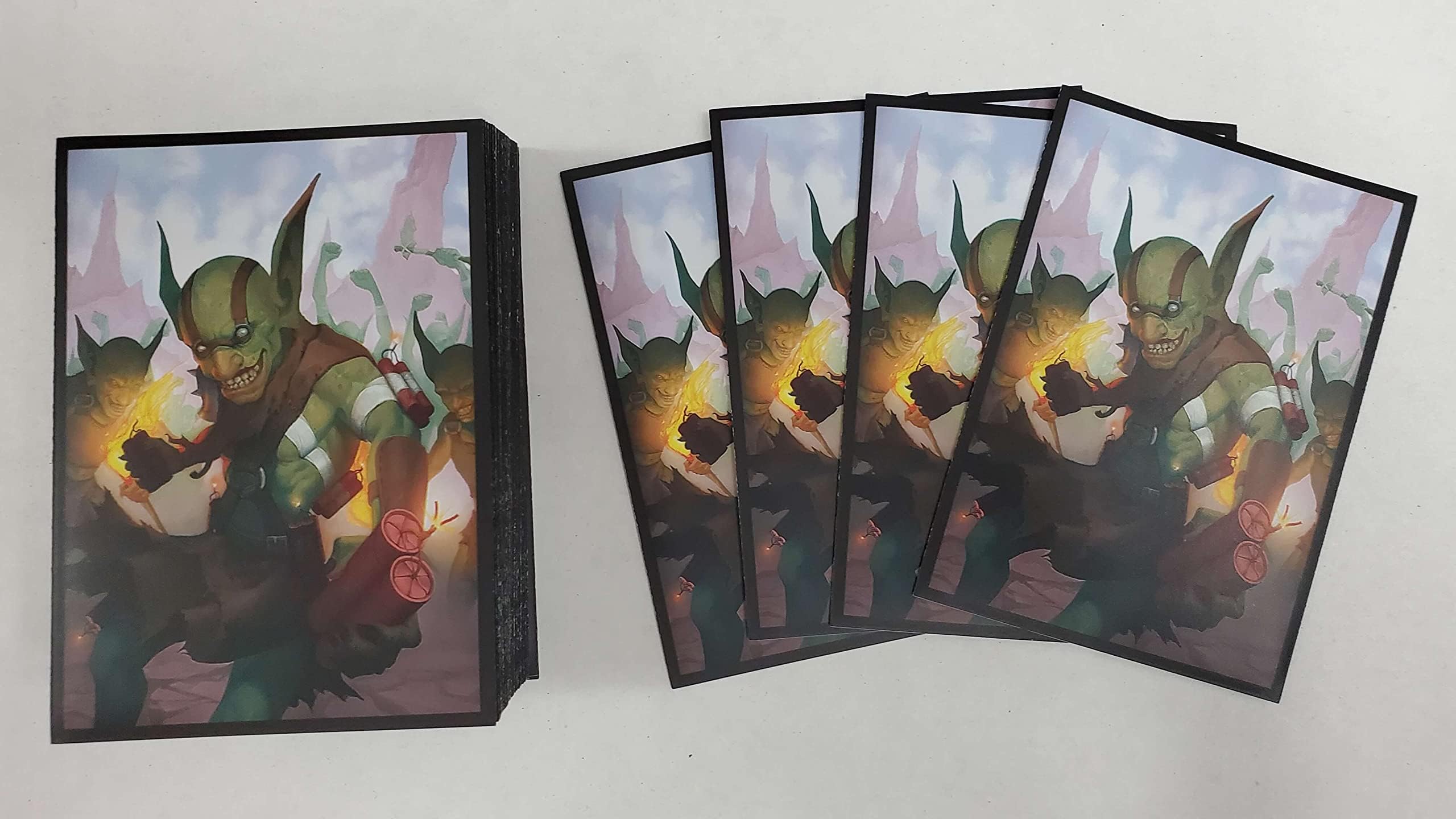 Krazz - Goblin Bomber - 100 Card Sleeves (FN4S-B)
