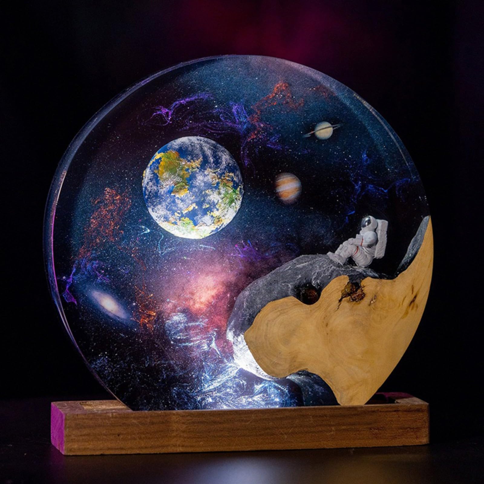 Drawelry Epoxy Resin Starry Sky Lamp, Handmade LED Starry Sky Astronaut Night Light, Resin Art Bedside Table Lamp for Men Office Decor Bedroom Decor 15.24x10.16cm (Earth) — image 1