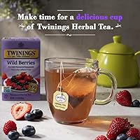 Vista 6 de Twinings Té de bayas silvestres, un té de hierbas naturalmente sin cafeína lleno de sabores frescos y edificantes de té de bayas, bolsas de té