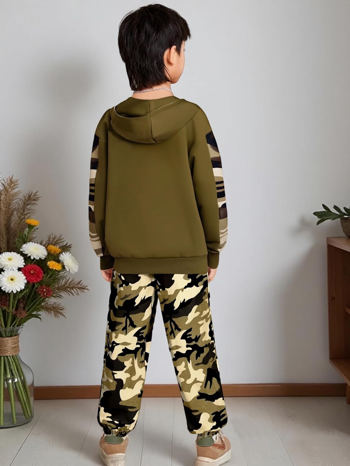 Boys Clothes 2Pcs Long Sleeve Patchwork Graphic Print Hoodie Sweatshirt Leaf Print Camouflage Sweatpants Boy Sweatsuit - Image 3