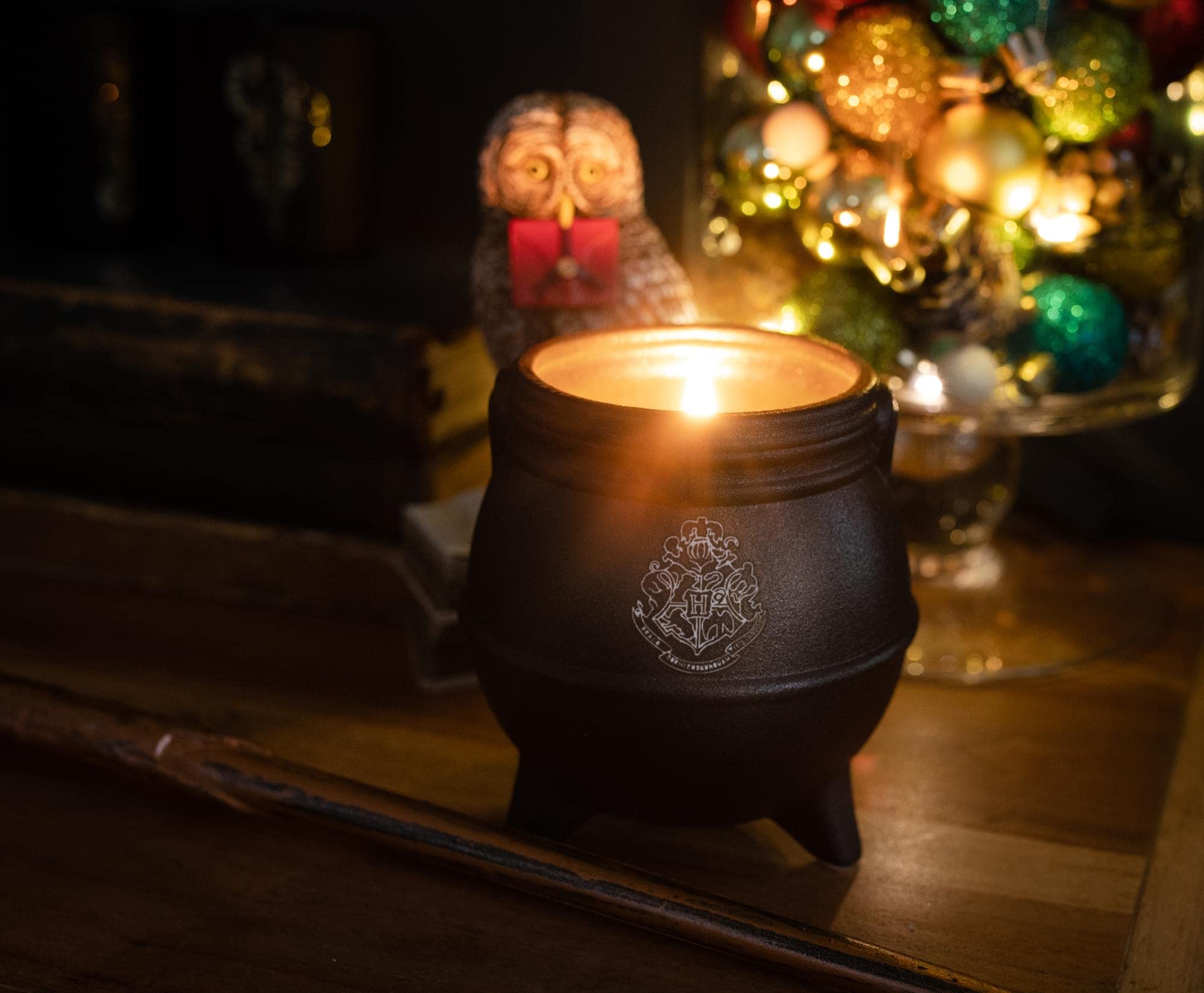 Harry Potter Hogwarts Cauldron - Vela de cera de soja perfumada de primera calidad con fragancia aromática única, tiempo de combustión de 50 horas, decoración del hogar, artículos esenciales de