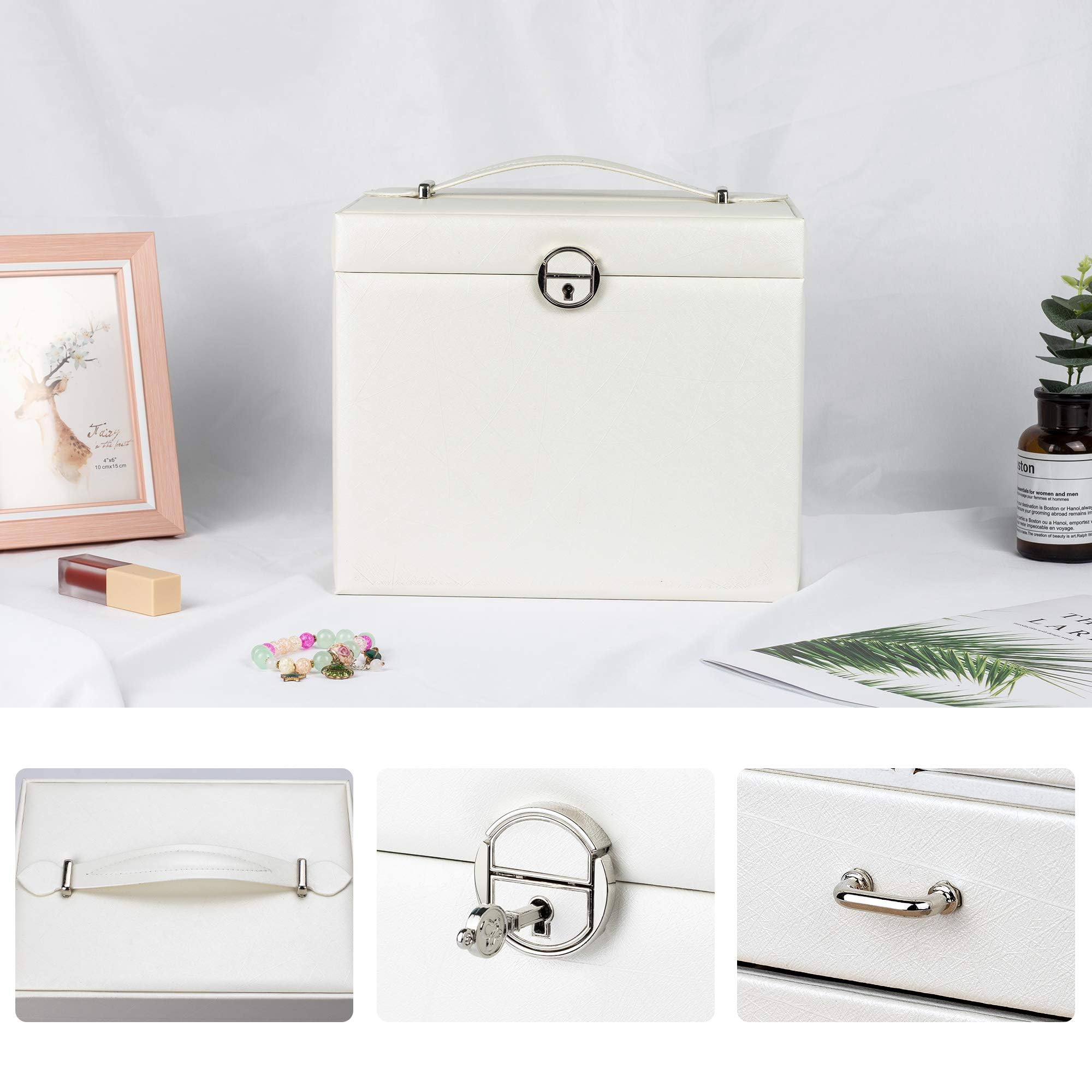 AdelDream Portagioie Grande Chiudibile a Chiave 5 Livelli con 5 Cassetti con Specchio per Anelli, Orecchini, Collane e Bracciali, Elegante e Classico, Bianco, 26x19x21,8 cm