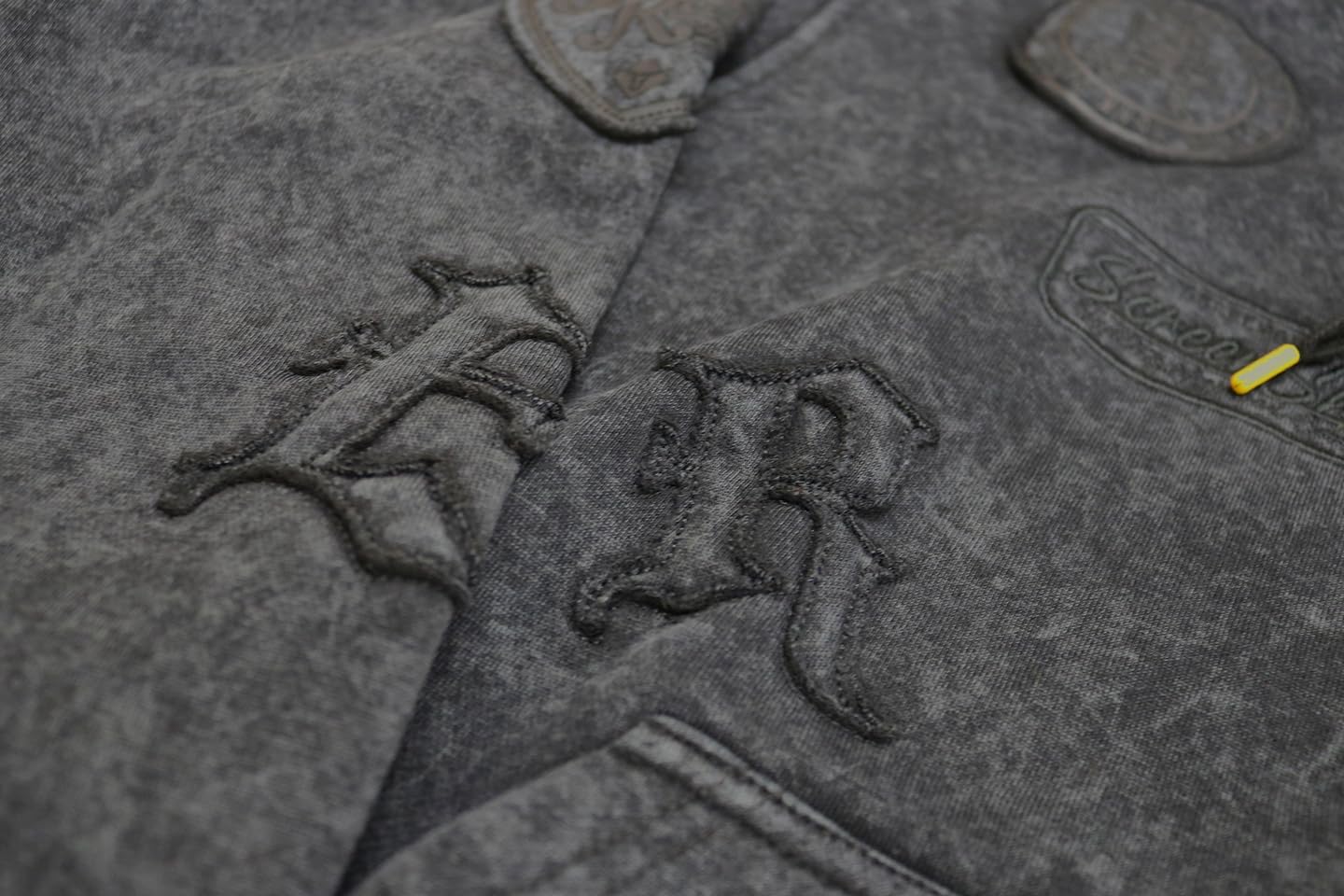 SCREENSHOT-FLEECE HOODIE 4202 Mens Urban Streetwear NYC Graffiti Embroidery Patch Fleece Pullover Sweatshirt Hoodie - Image 7