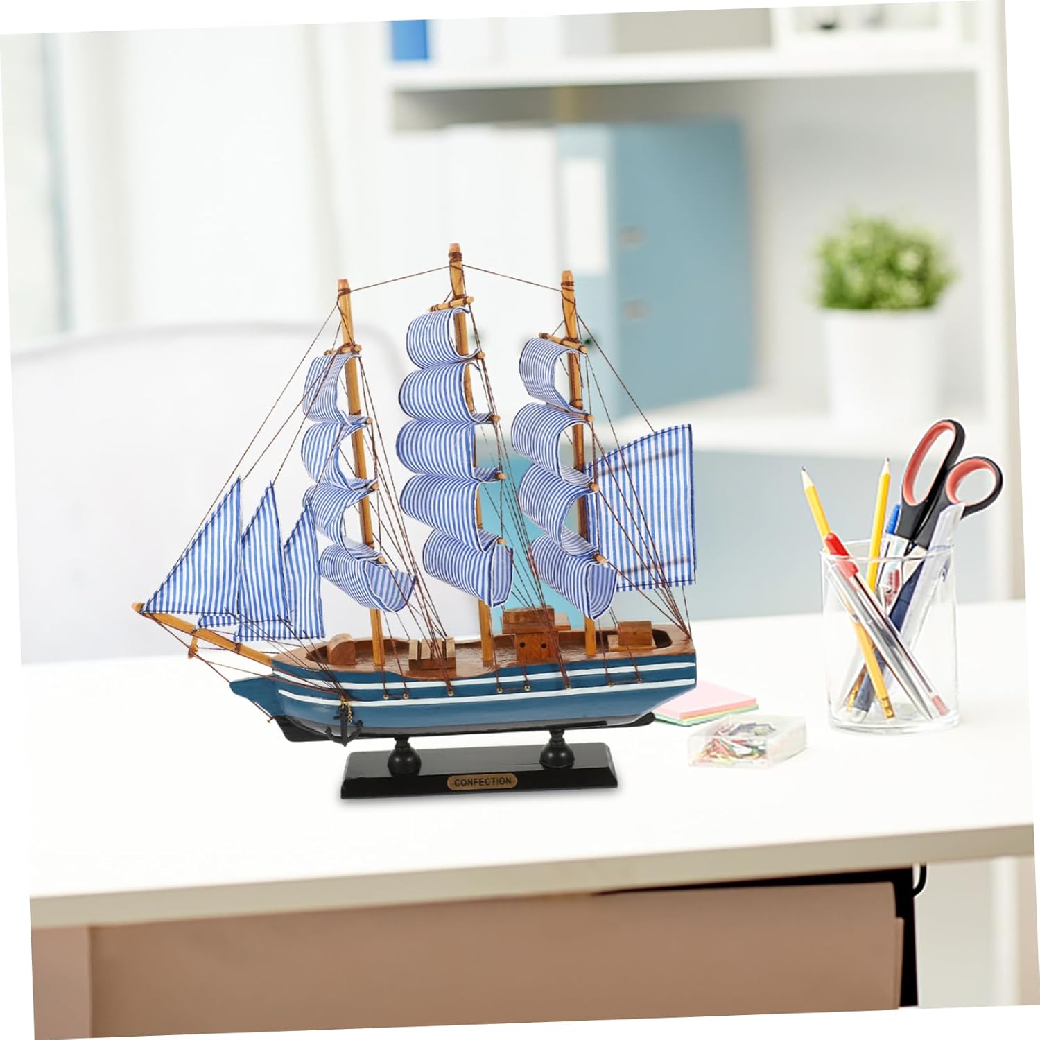 Levemolo Wooden Sailboat Model Decor Unique Nautical Home Decoration for Living Room Dining Room Bedroom Handcrafted Retro Style Sailboat Figurine