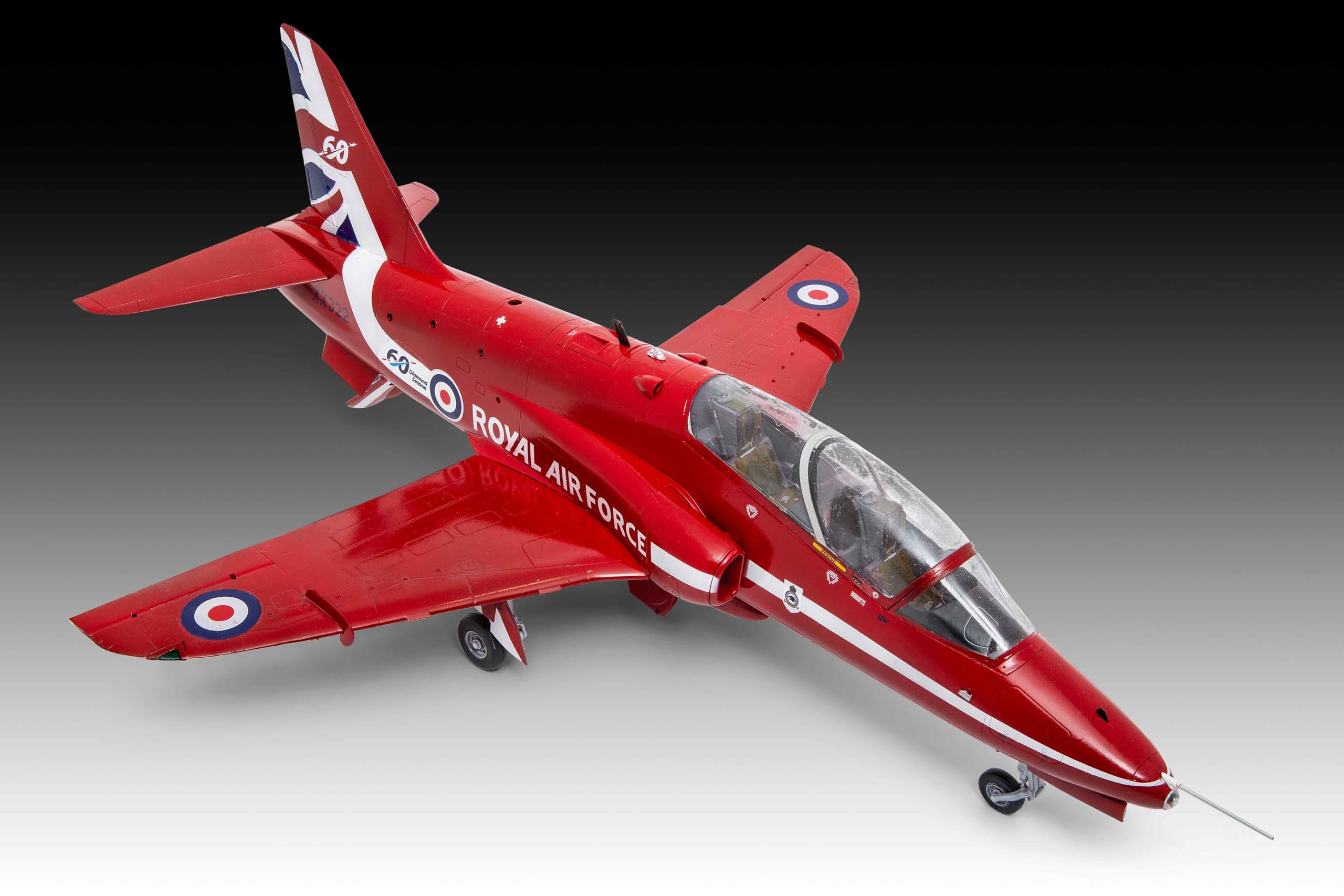 Revell Strzałki w skali 1:32 Hawk (czerwony)