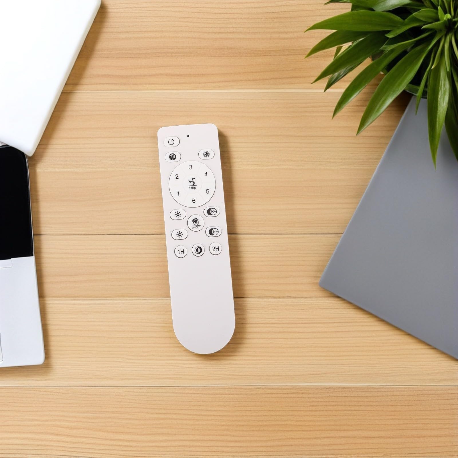 Gadpiparty Control Remoto para Ventilador de Techo con Ajuste de Velocidad en 6 Niveles, Temporizador de 1/2 H, Botón de Encendido/apagado, Diseño Moderno y Carcasa de Plástico Blanco