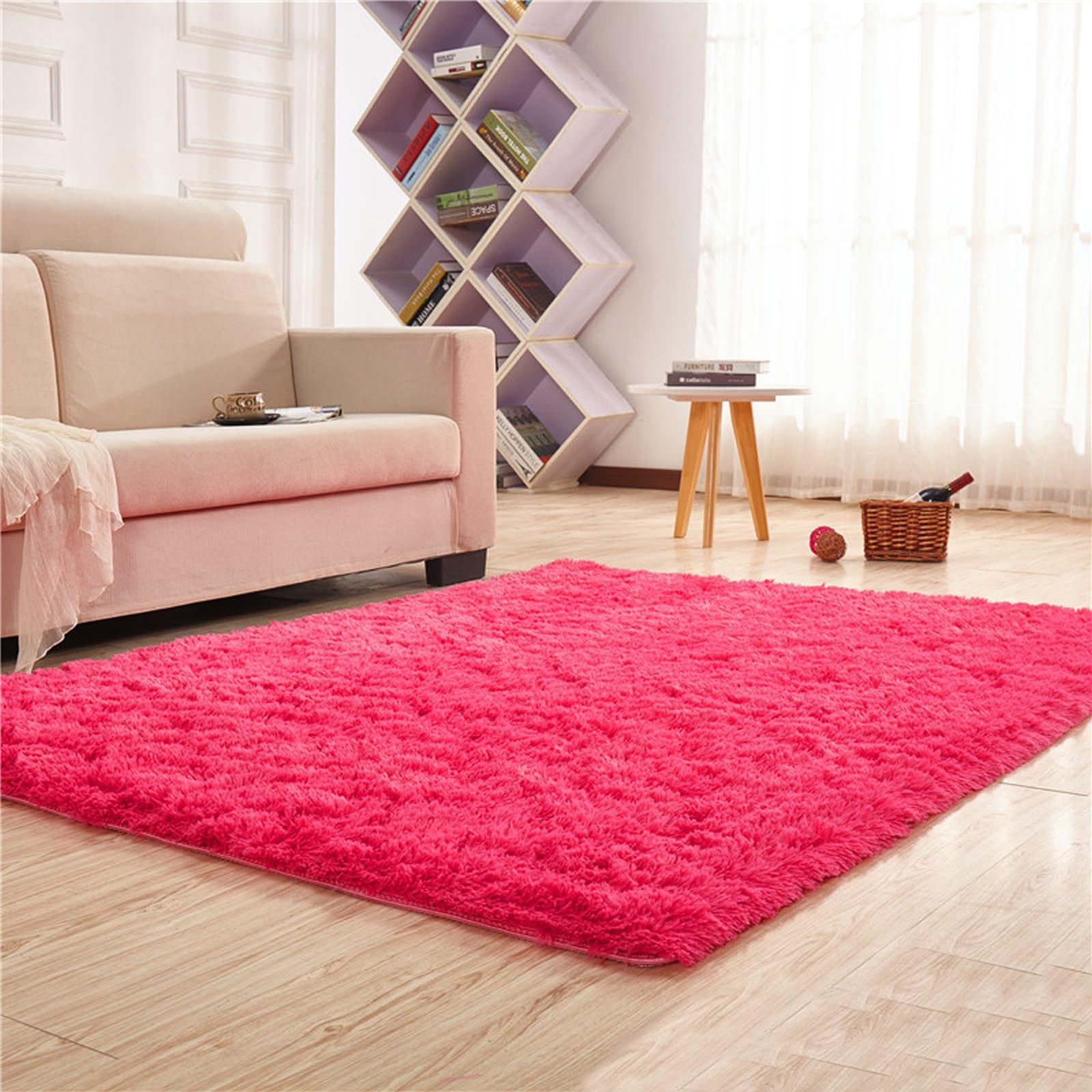 Tapis antidérapant rose rouge pour sécuriser et isoler les sols froids