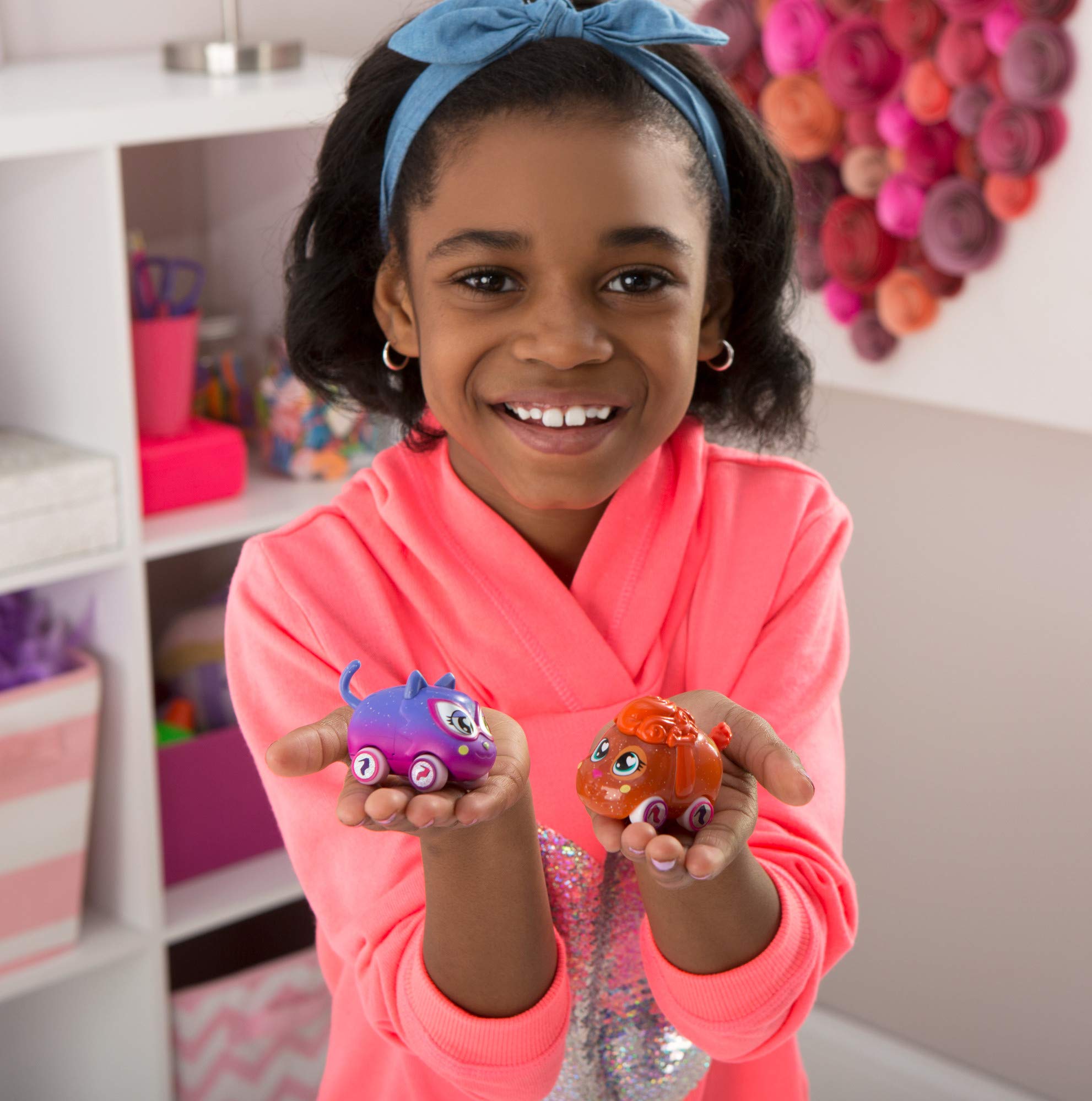 Tomy Ritzy Rollerz Besties – Tori Tada & Sofia Serv – Voitures Collection Avec Breloques Interchangeables