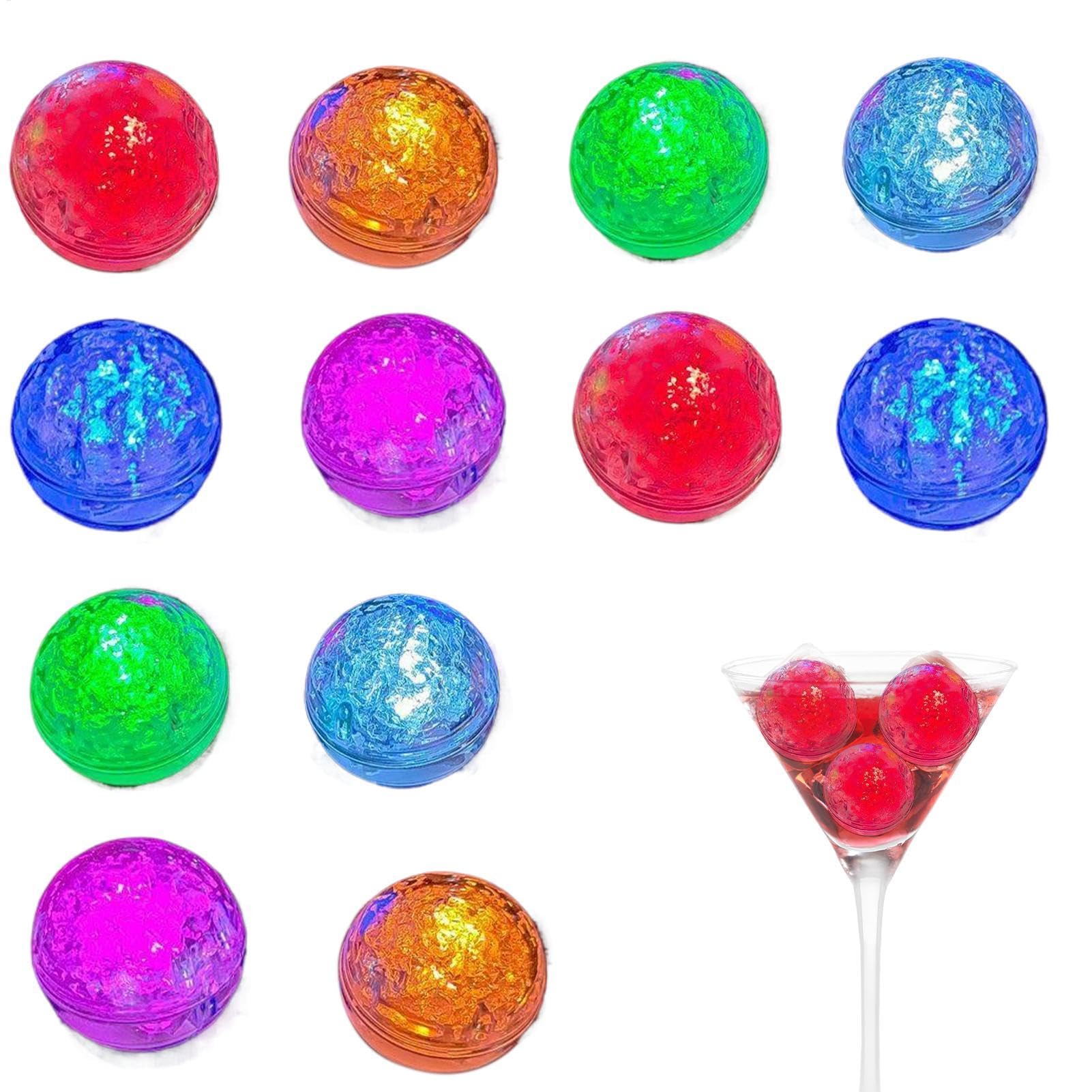 Cubos de hielo iluminados con luces LED intermitentes que cambian de color