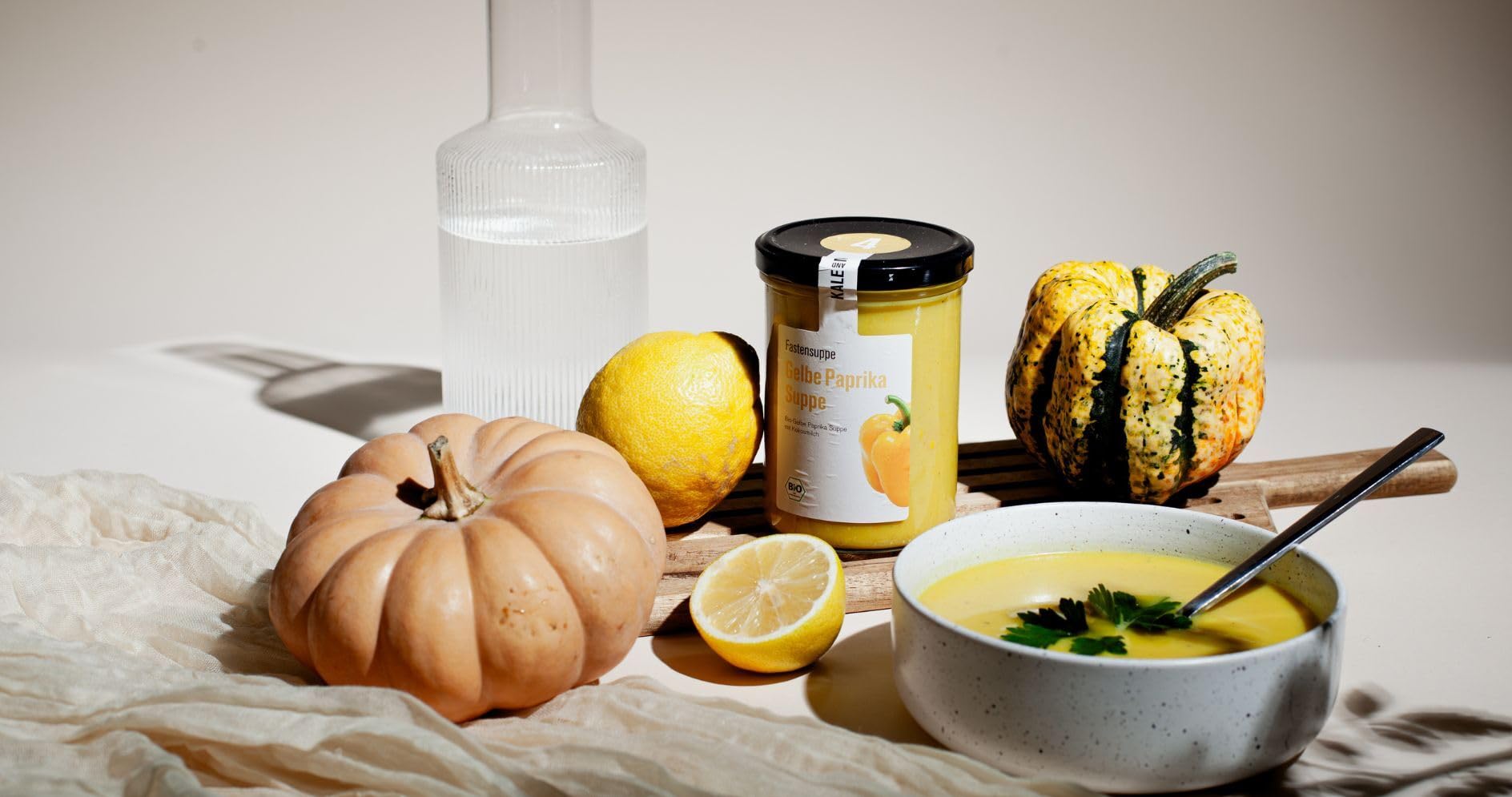 Kale&Me Suppenkur 3 Tage – 6 Flaschen je 320 ml & 6 Suppen je 380 ml | 2 verschiedene kaltgepresste Säfte & 2 wärmende Suppen pro Tag, vegan, ohne Zusatz- & Konservierungsstoffe, mit Kurguide