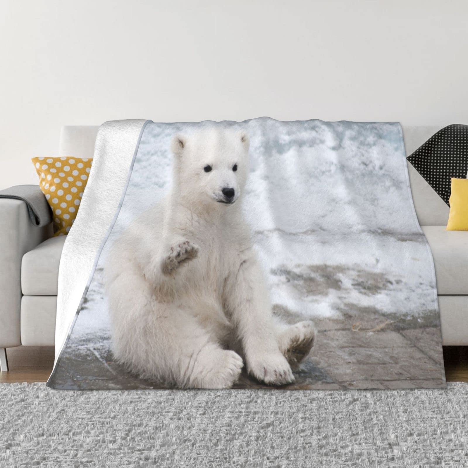 Couverture en polaire pour bébé idéale contre le froid de la chambre et du lit