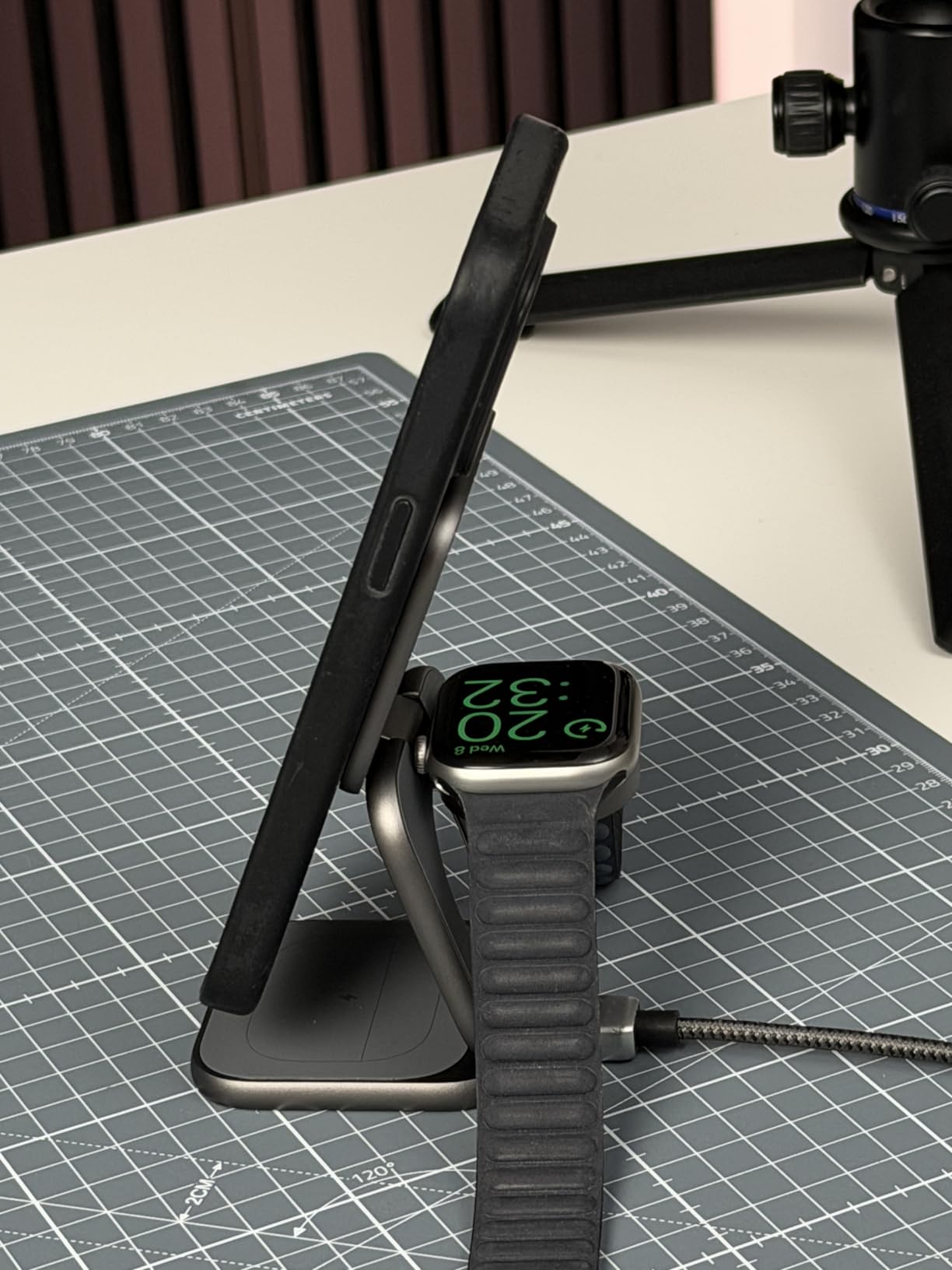 KU XIU X40 Turbo connected to power adapter