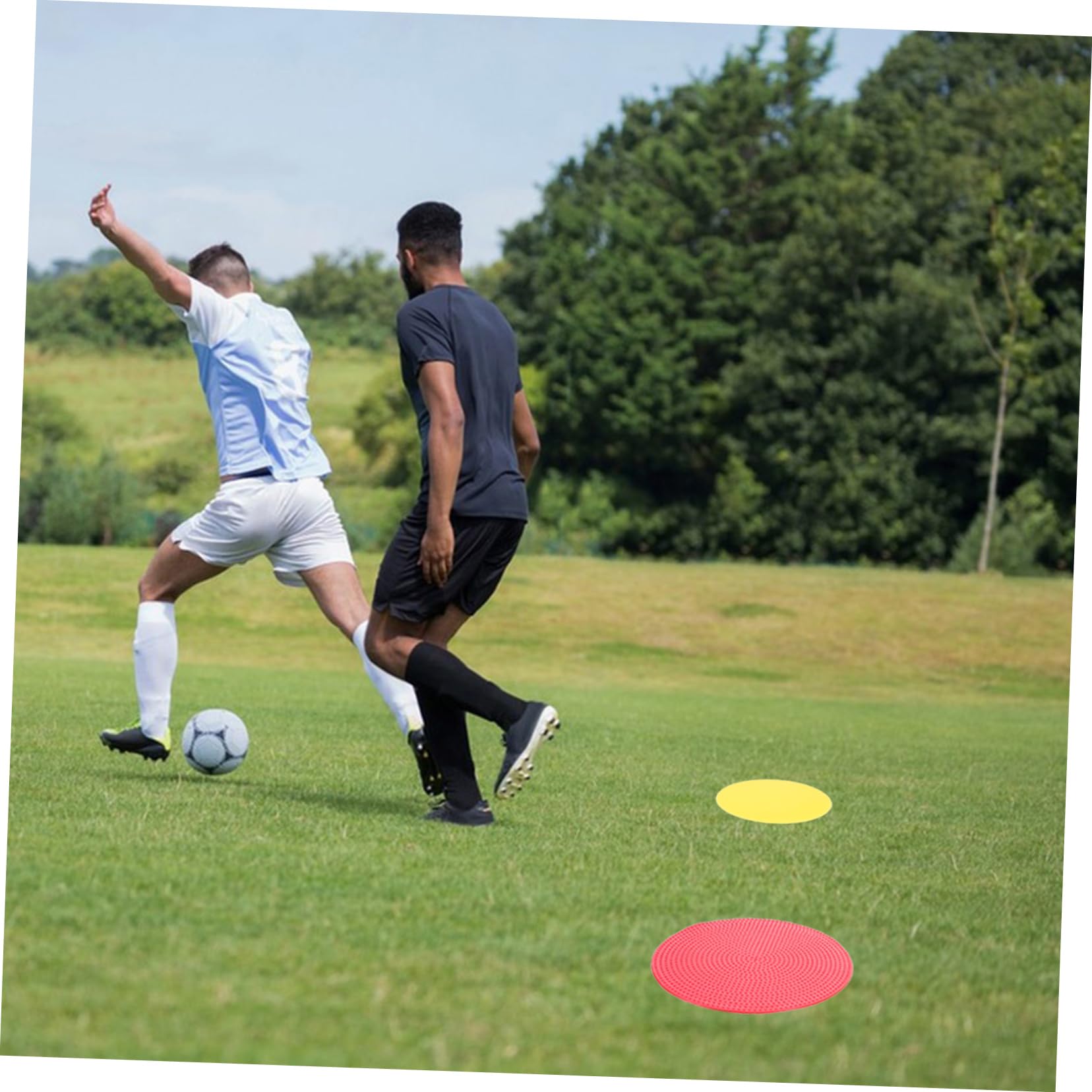 KOMBIUDA 6Pcs Football Training Marker Discs Lightweight Soccer Exercising Plates for Agility Drills Durable and Wear Training Equipment for Site Boundaries and Courses