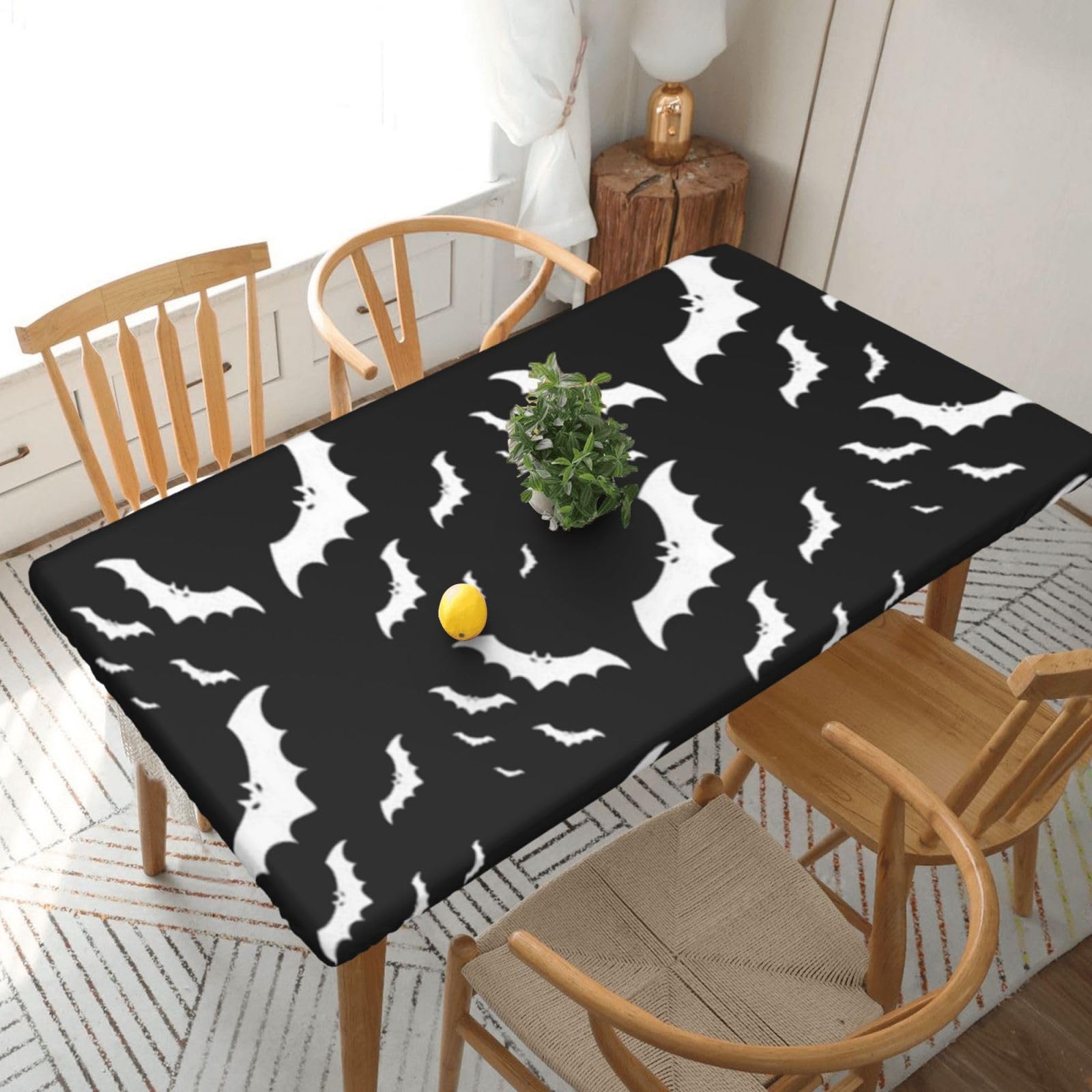 BNVSADC Halloween Flying Bats Printed 5FT Tablecloth Polyester Kitchen Water Resistant Table Cloth Dining Table Decoration Table Covers, 152x76 CM