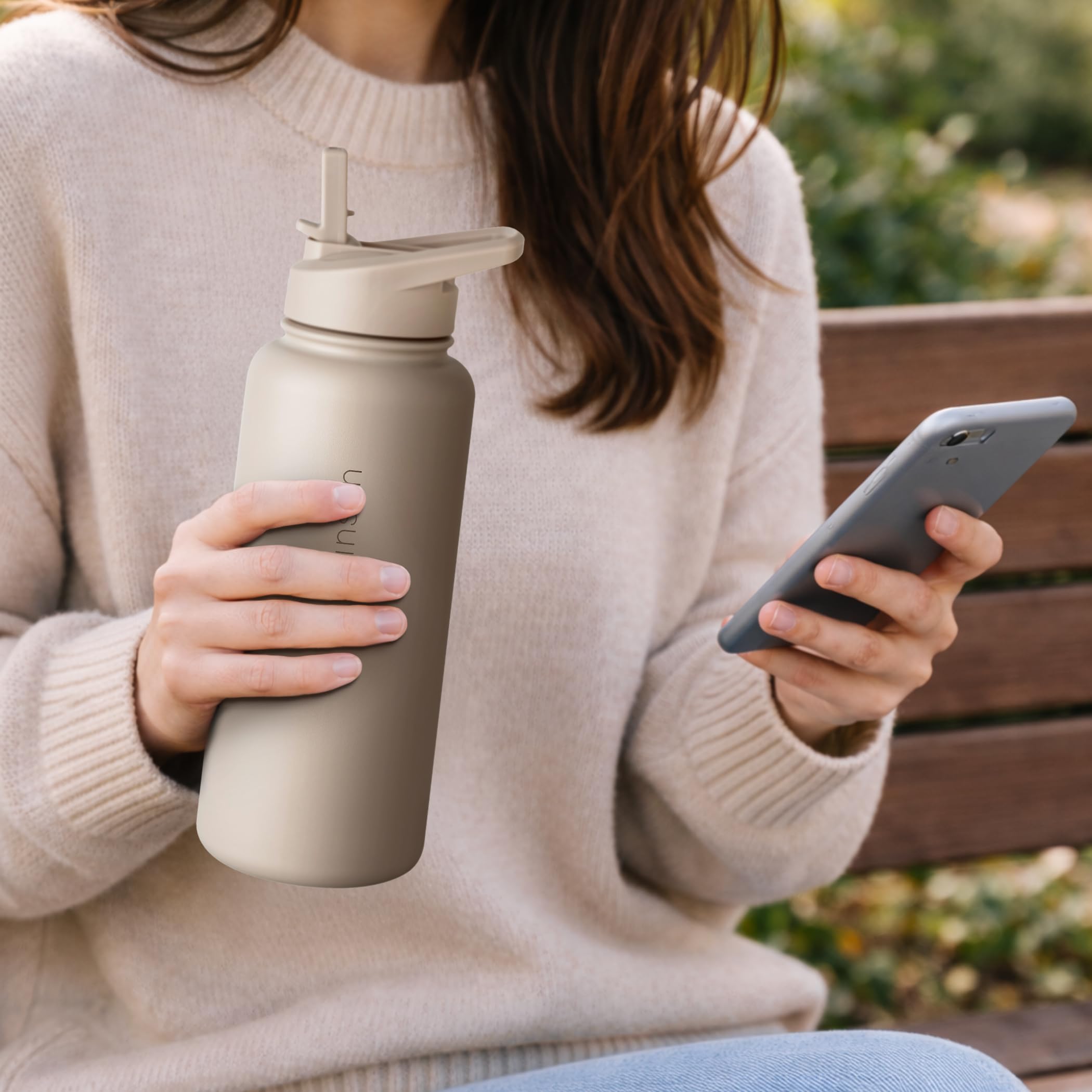 Vinsun Drinkfles Roestvrij Staal 1L - Lekvrij, BPA-Vrij, Dubbelwandig geïsoleerd - Warme & Koude Dranken - Crème witte Thermosfles voor Werk, Sport, Universiteit