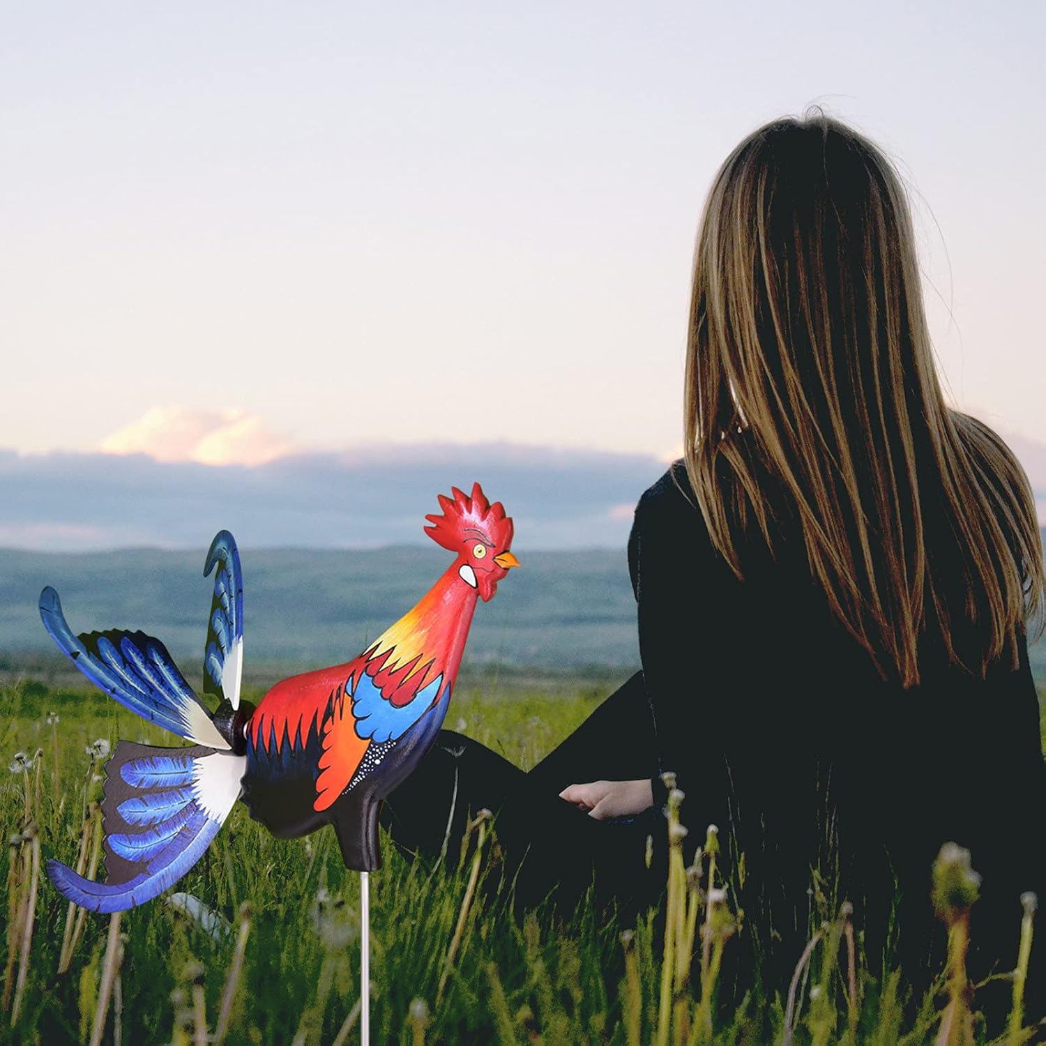 Rooster Windmill Garden Statues Decorations Rooster Wind Spinner Sculpture Decor Outdoor Lifelike Animals Statues Rooster Windmill Garden Decor for Courtyard Farm Rooster Windmill 25 cm