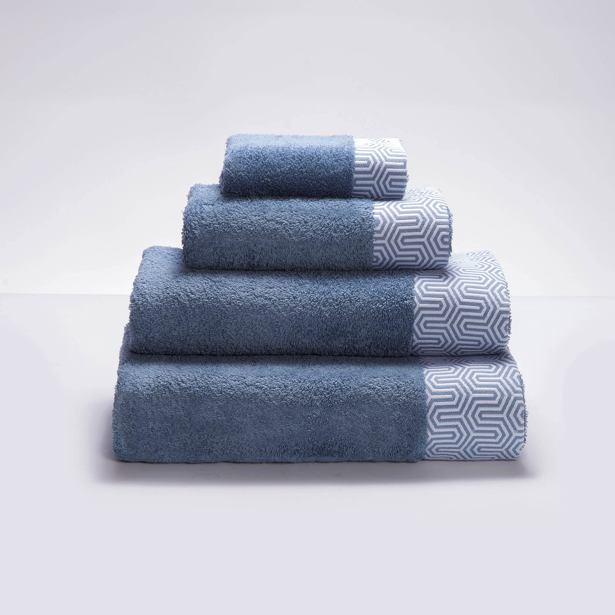 Sancarlos Oak Bath Towel, 100% Cotton, Navy Blue, Size 100 x 150 cm