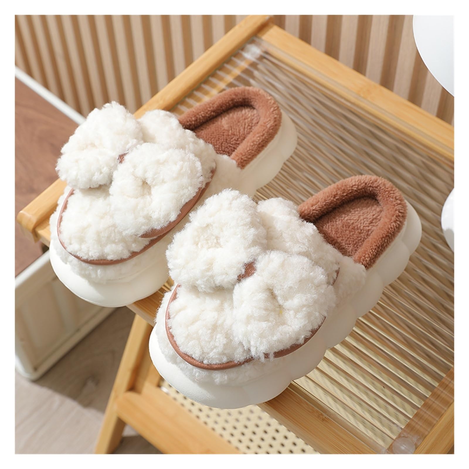 Pantoufles en coton douillettes pour des matins d'hiver chaleureux à la maison