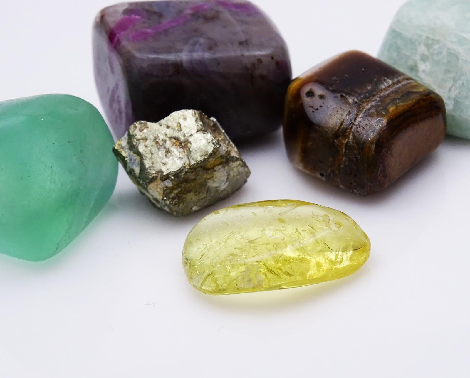 Amazon.co.jp: Harmonize マルチストーン 6個セット 富 繁栄 レイキ