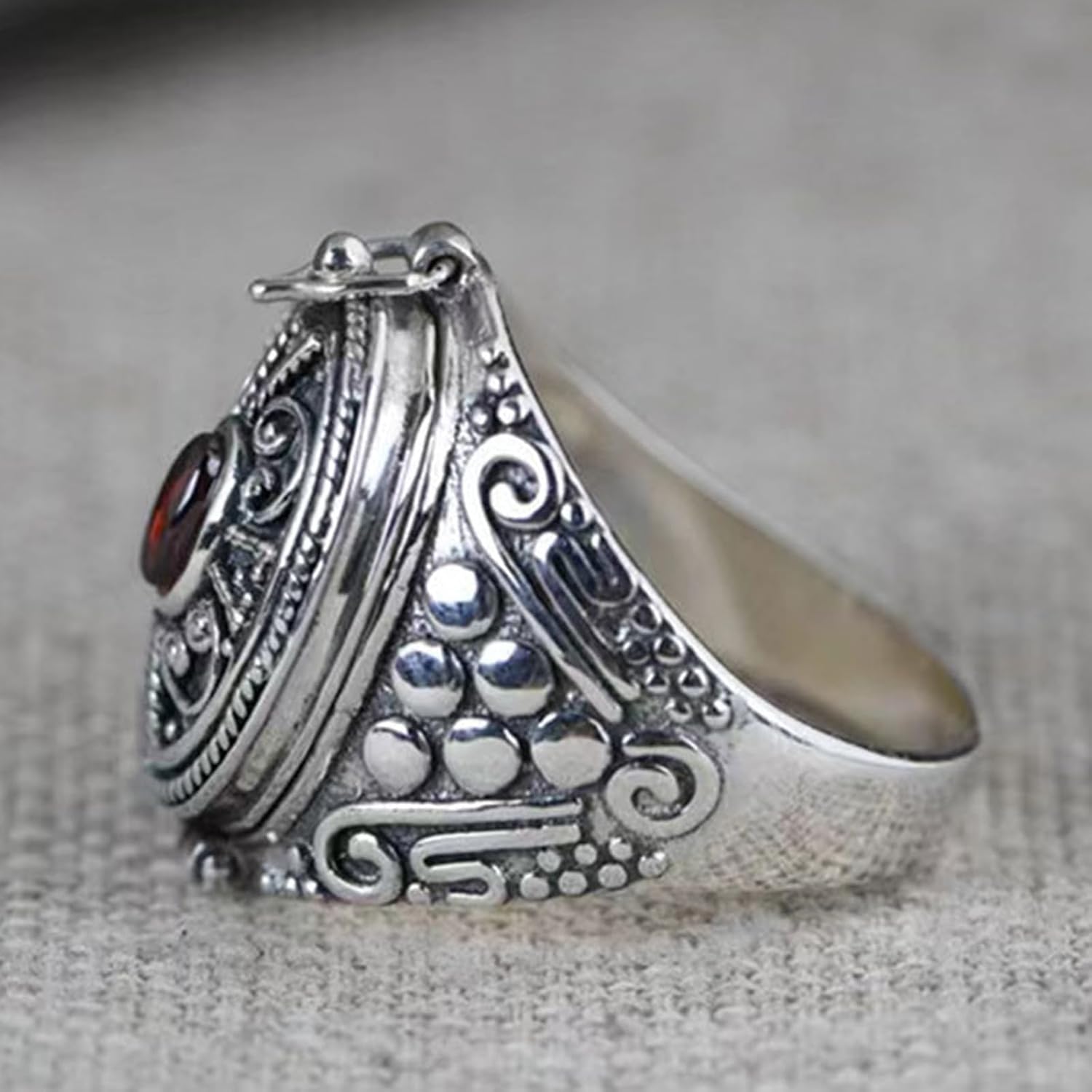 Alloy Gawu Box Rings with Secret Compartment for Jewelry Adjustable Size Openable Rings Ethnic Accessory for Parties image 3
