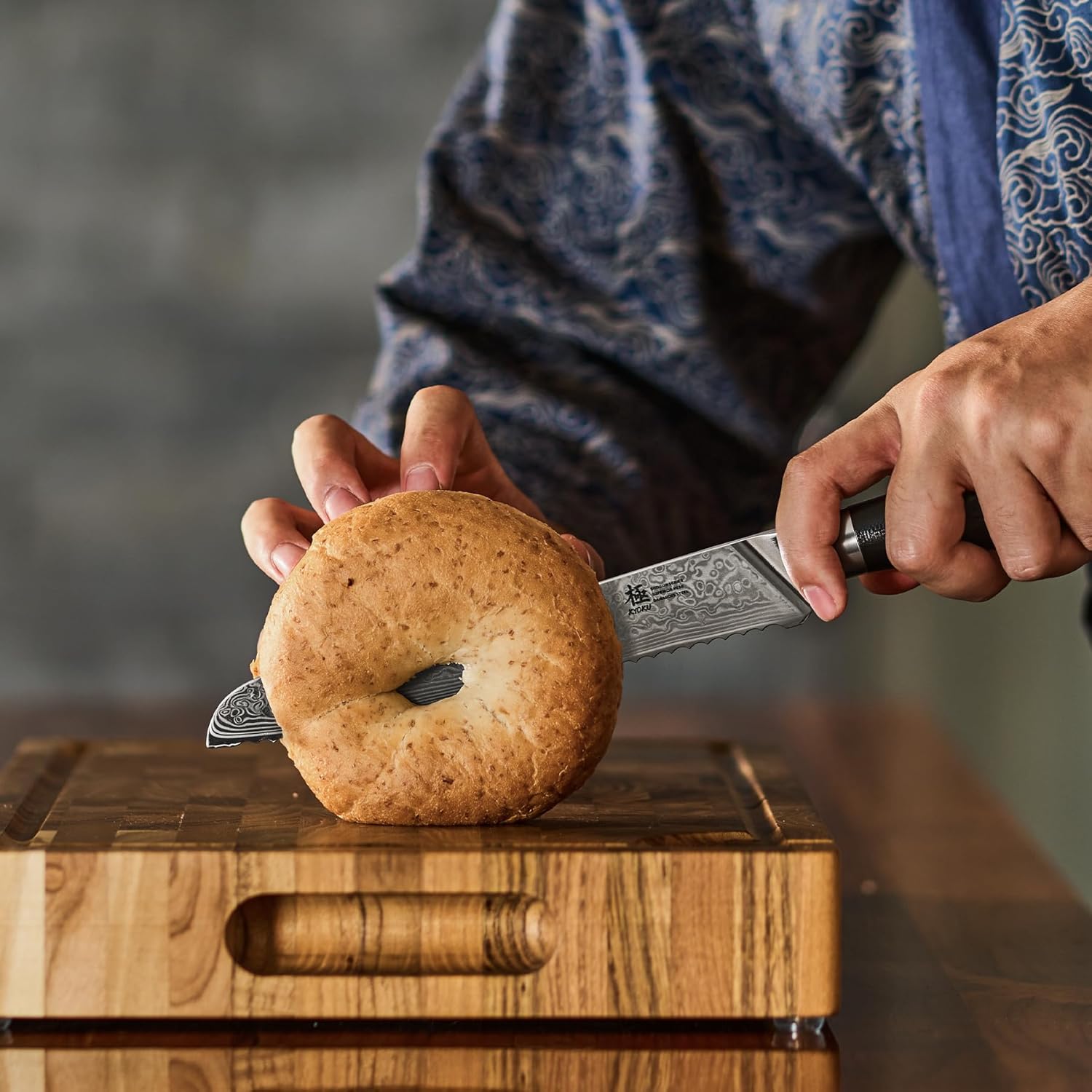 KYOKU Serrated Bread Knife - 8" - Shogun Series - Japanese Style VG10 Steel Core Damascus Blade - with Sheath & Case - Image 8