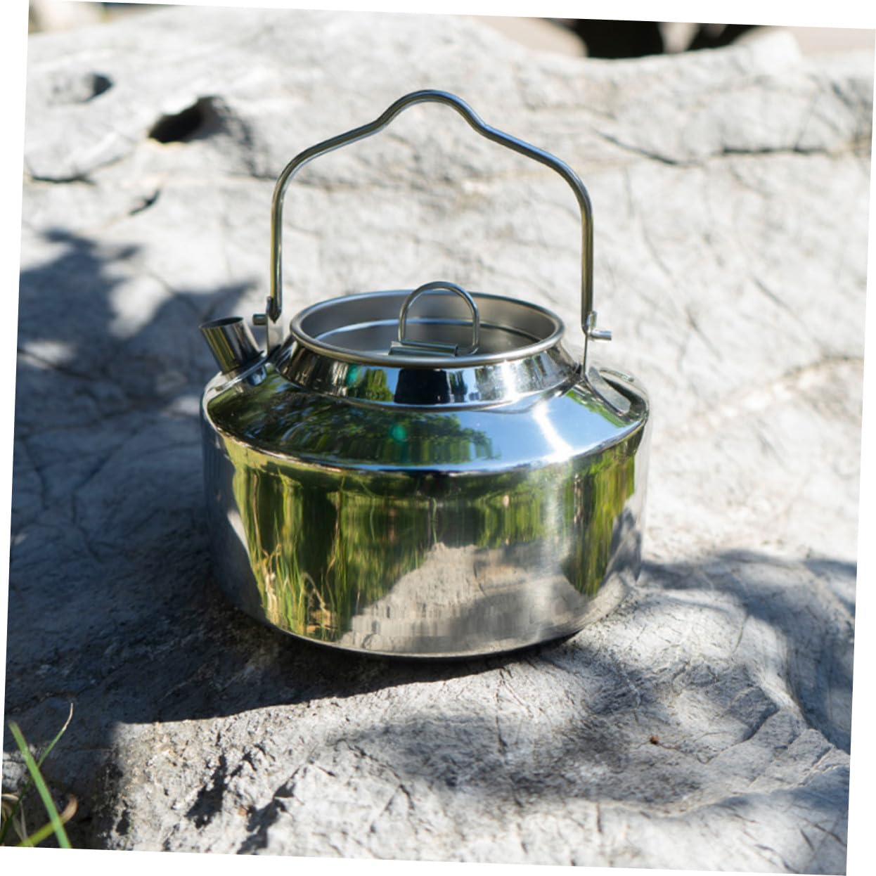 Tetera Portátil de Acero Inoxidable para Exteriores, Hervidor de Agua Multifunción, Ergonómico y Resistente, Adecuado para Camping, Senderismo y Cocina al Aire Libre