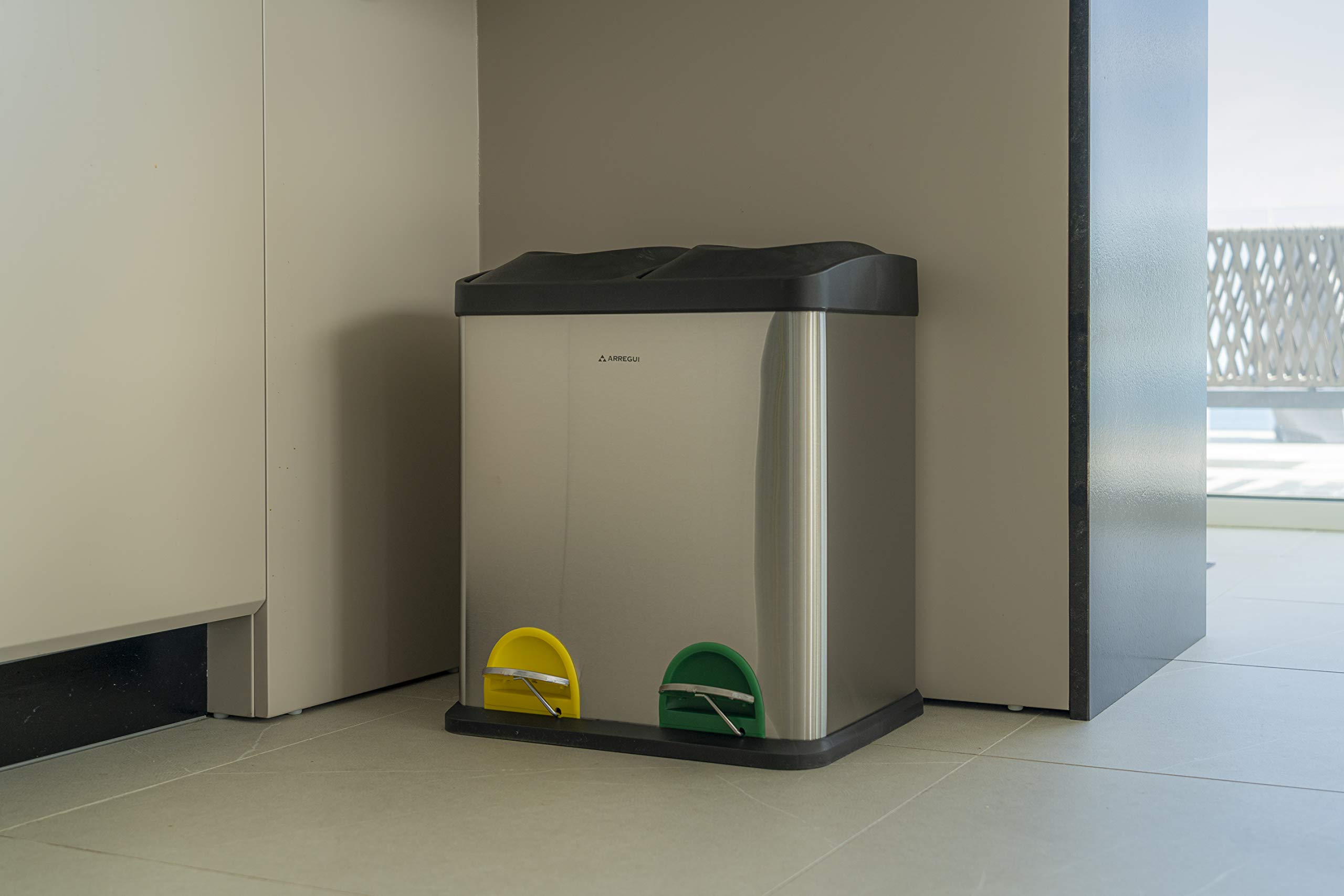 Arregui Step Bin CR705-30L Cubo de Basura y Reciclaje de Acero Inoxidable con Pedal | 2x15L (30L) | Cubos de Basura de Cocina | Papelera de Reciclaje para Casa y Oficina