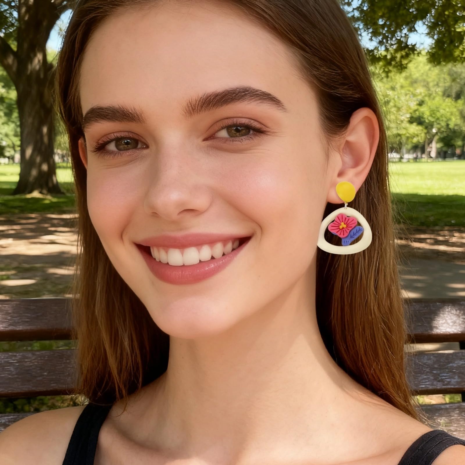 2er Set Blumenohrringe, Harz Ohrringe, Ohrhänger, saisonale bunte Statement Ohrringe im koreanischen Stil, mit handgefertigter Blumenoptik, passend zu vielen Outfits, für Alltag und Festtage