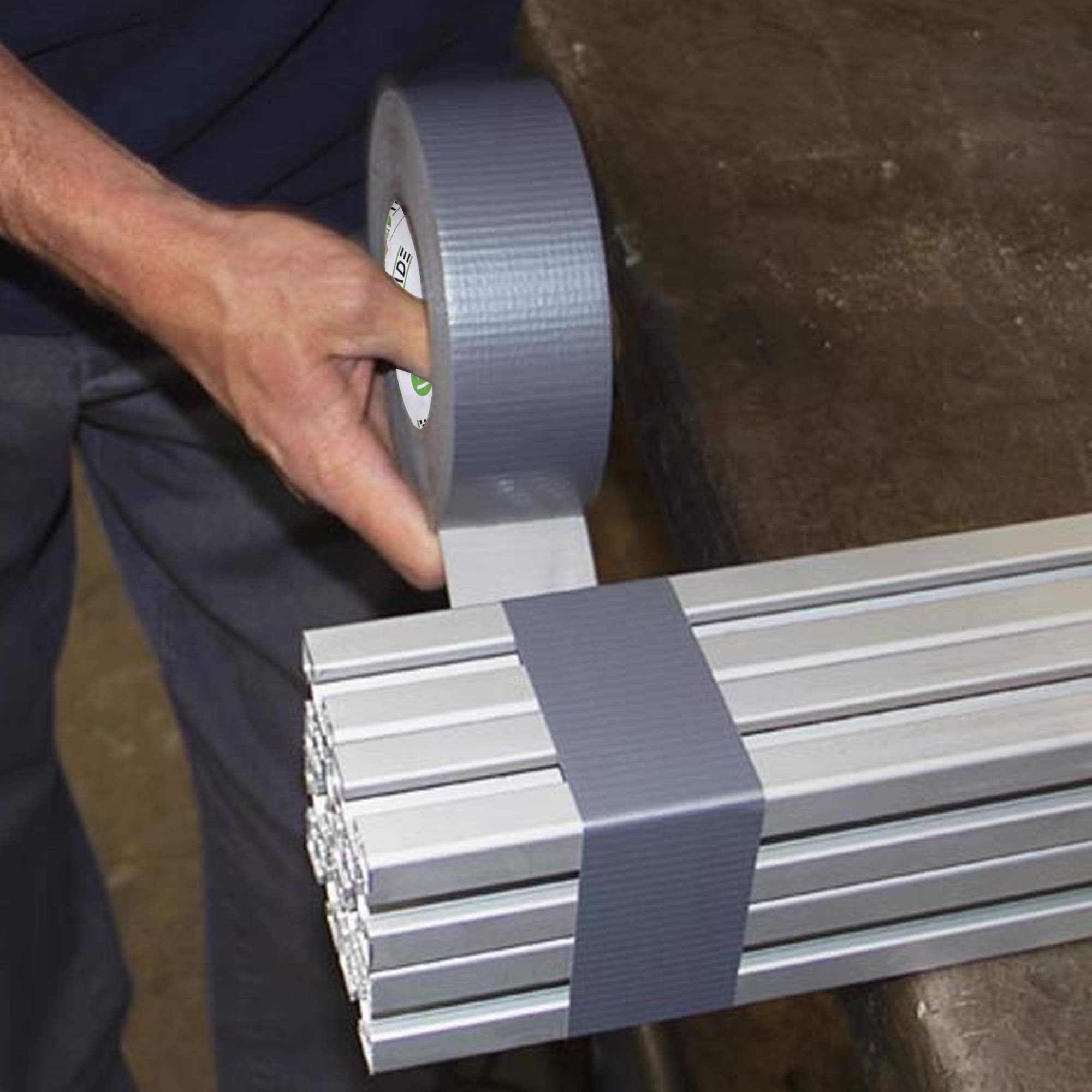 V1 TRADE Duct Tape Gris 48mm x 50m – Scotch Américain Étanche Pour Réparations – Ruban Adhésif Toilé Extra Fort – Résistant À L’Eau – 4 Rouleaux Pour Intérieur Et Extérieur