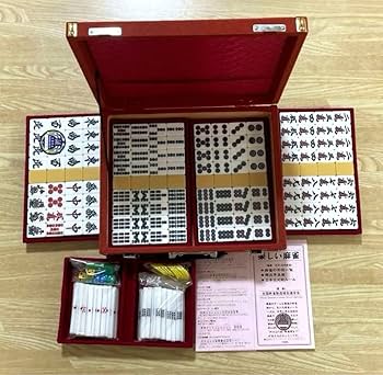 高級麻雀牌　全国麻雀製造組合連合会　黄色ケース付き 高級麻雀牌 全国麻雀製造組合連合会 黄色ケース付き 高級麻雀牌 全国