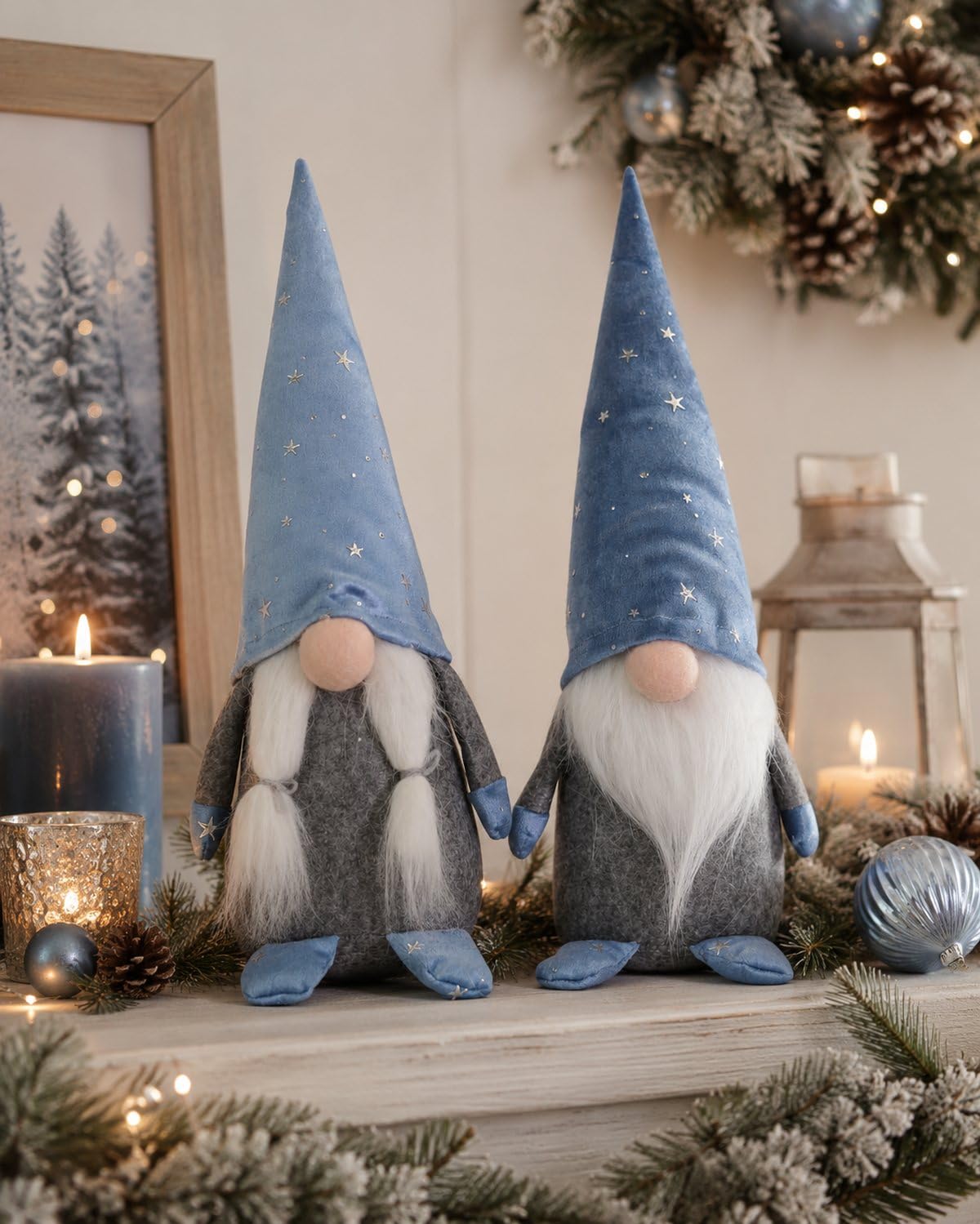 Riffelmacher Wichtel 2er Set Mann & Frau mit Sternenmütze | Blau | Stoff | 13×11×35 cm | Liebevolle Weihnachtsdeko für Fensterbank & Kommode | 10487