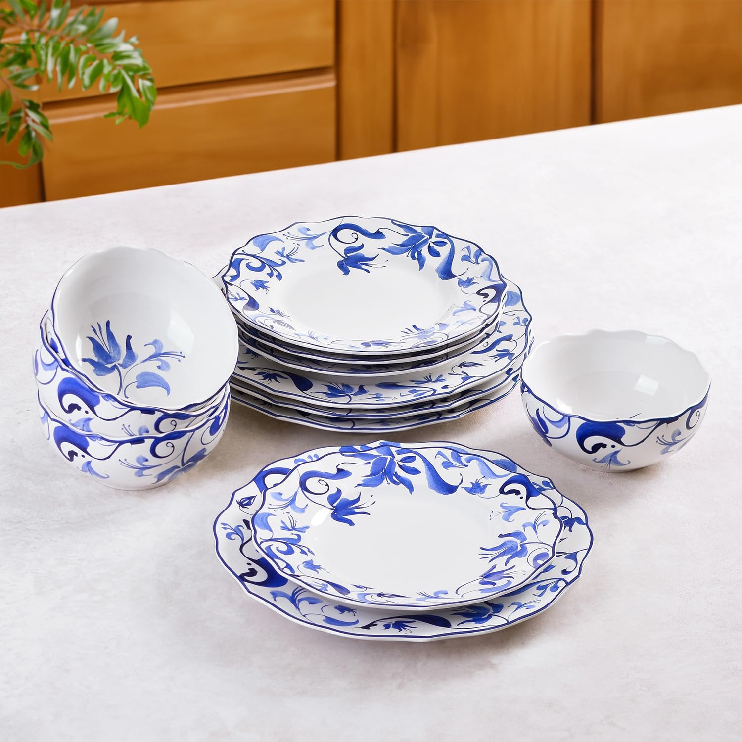 222 Fifth 12-Piece Porcelain Dinnerware Set for 4, Blue & White Plates and Bowls Set, Glossy Ceramic Dish Set with Beautiful Floral Rims, Elegant Kitchen Dishes, Microwave & Dishwasher Safe, Ayla