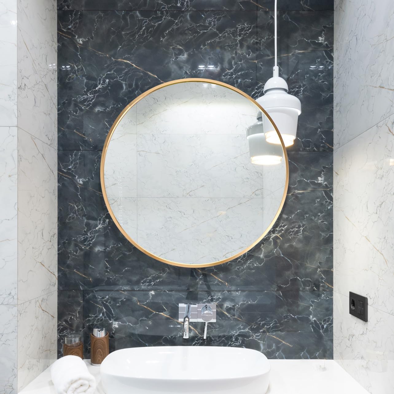 Round Bathroom Mirror Metal Frame 24 Vanity Mirror for Makeup Wall Mounted Suitable for Home and Commercial Use