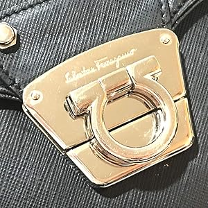 Amazon | [サルヴァトーレフェラガモ] ショルダーバッグ ガンチーニ