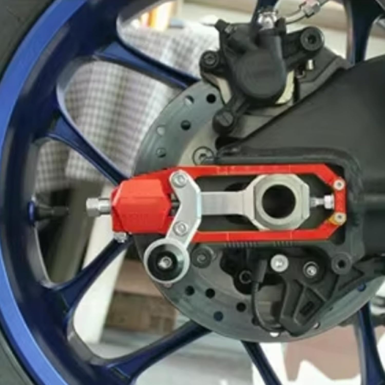 Motorcycle Parts Rear Wheel Axle Blocks Chain Adjusters Tensioners For YAMAHA YZF R6 YZF-R6 RJ27 2019-2023 (Blue)