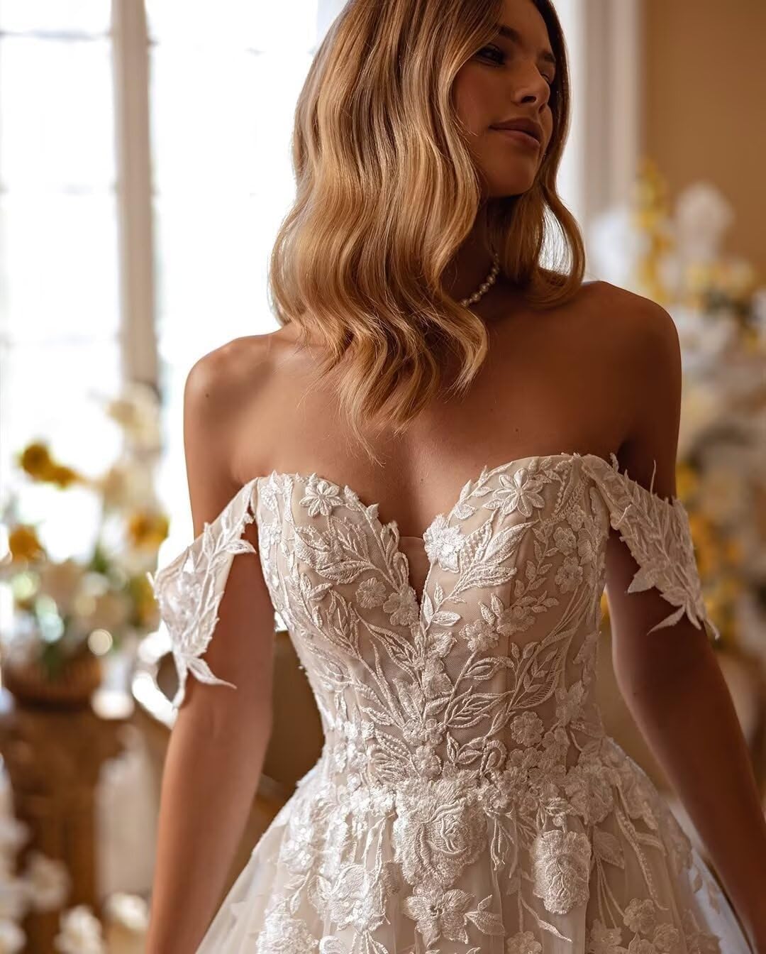 Lace Applique A Line Wedding Dresses for Bride Long Beach Boho Off The Shoulder V Neck Tulle Bride Gowns