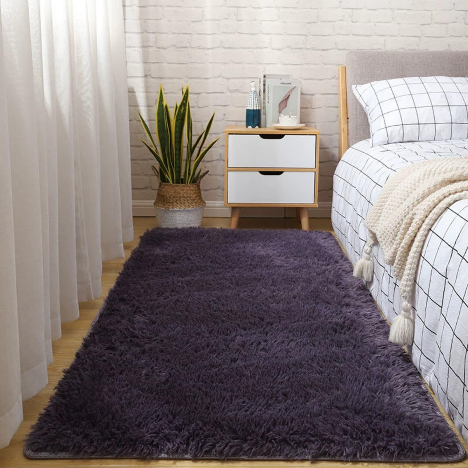 Tapis de chambre violet foncé 140 x 200 pour ambiance cosy