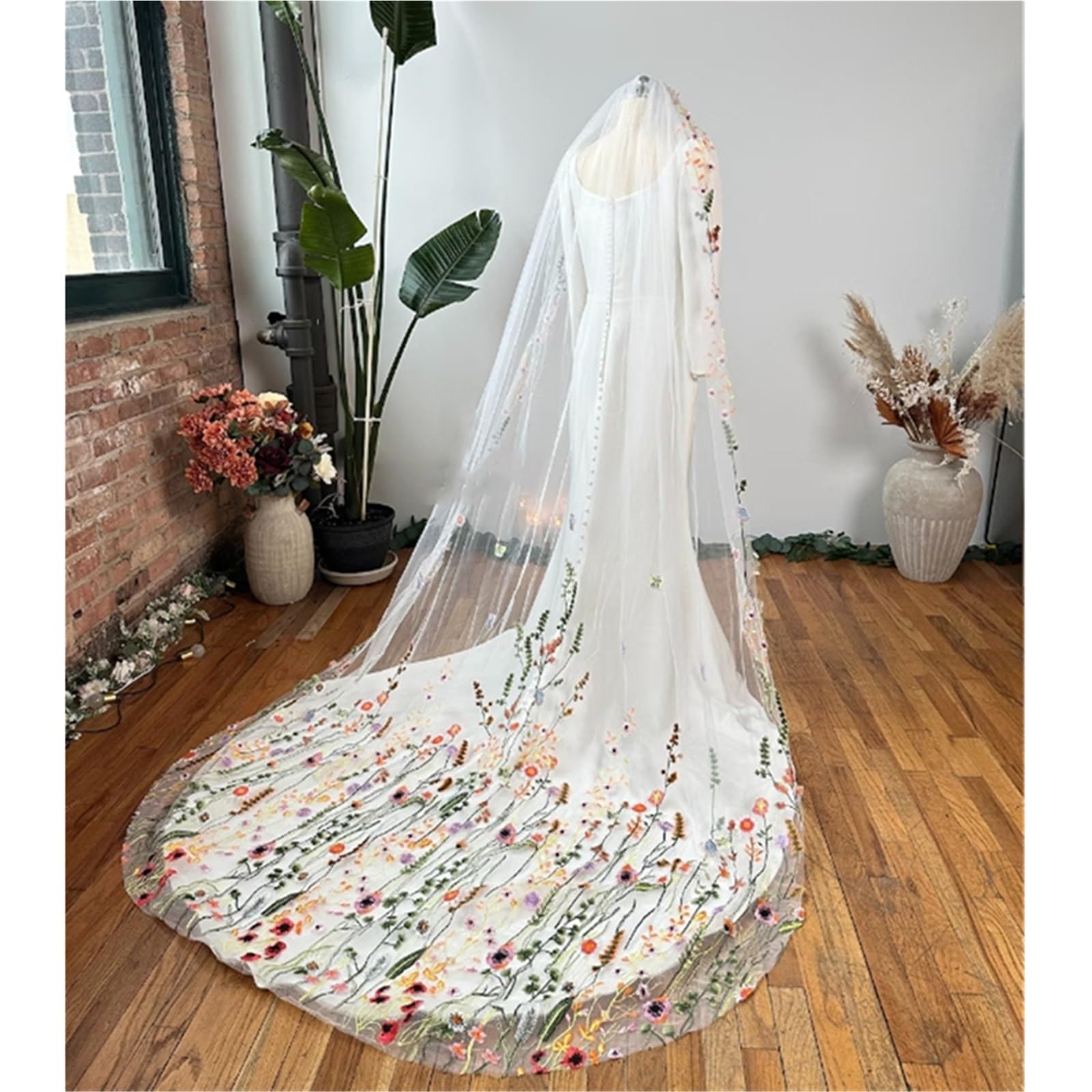 Elegant White Bridal Veil with Floral Accents lauren-elaine-bridal-cherie-  main image 2