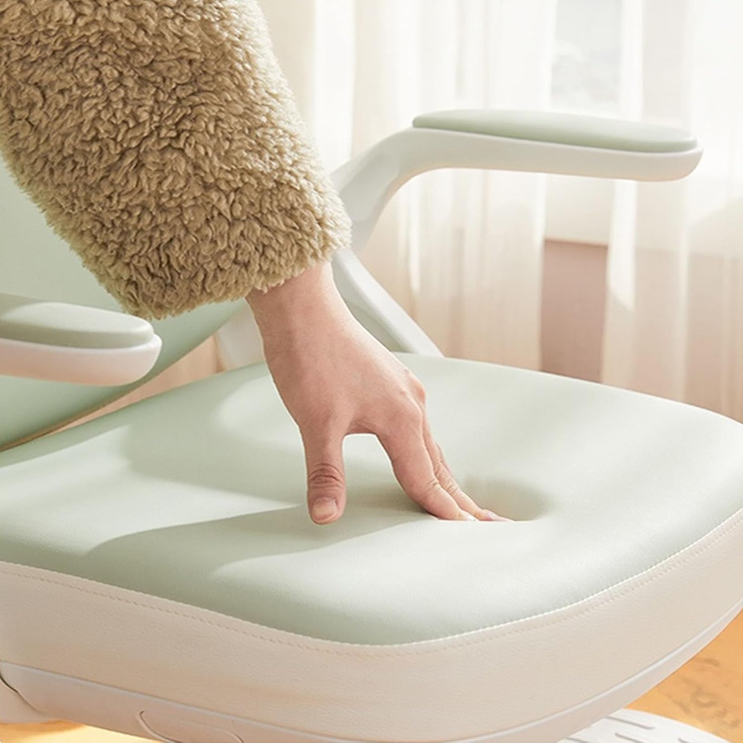 Office Computer Desk Chair- Kids Desk Chair, Height-Adjustable Study Chair for Kids, Office Chair for Kids, Desk Chair for Kids Computer for Home School and Office Use(Green)