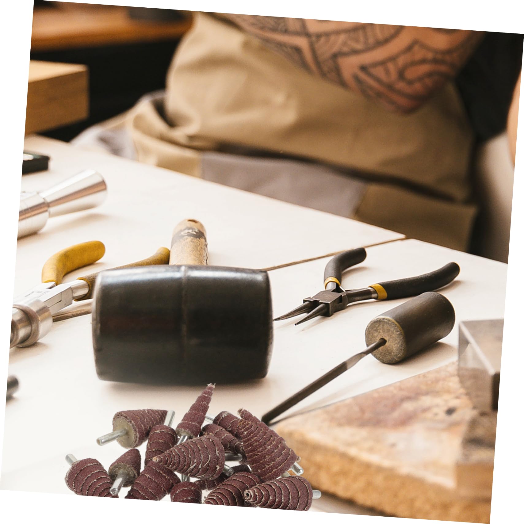 DOITOOL 60pièces Roues à Lamelles Coniques Abrasives Pour Outils Rotatifs Accessoires De Ponçage Pour Kit Complet Avec