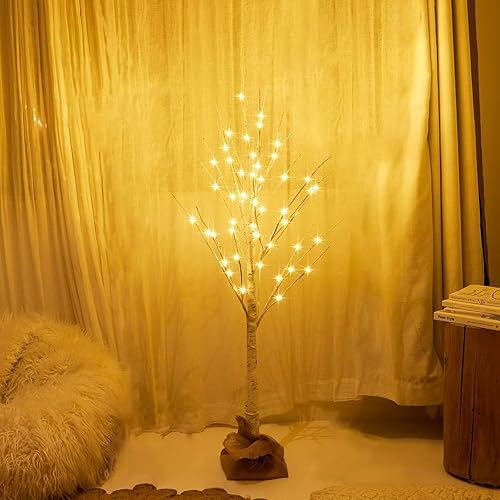 HOLILLUMA Árbol de Navidad iluminado, árbol de Navidad de 56 LED de 4 pies con decoración de arpillera, blanco cálido, IP44 impermeable, fuente de