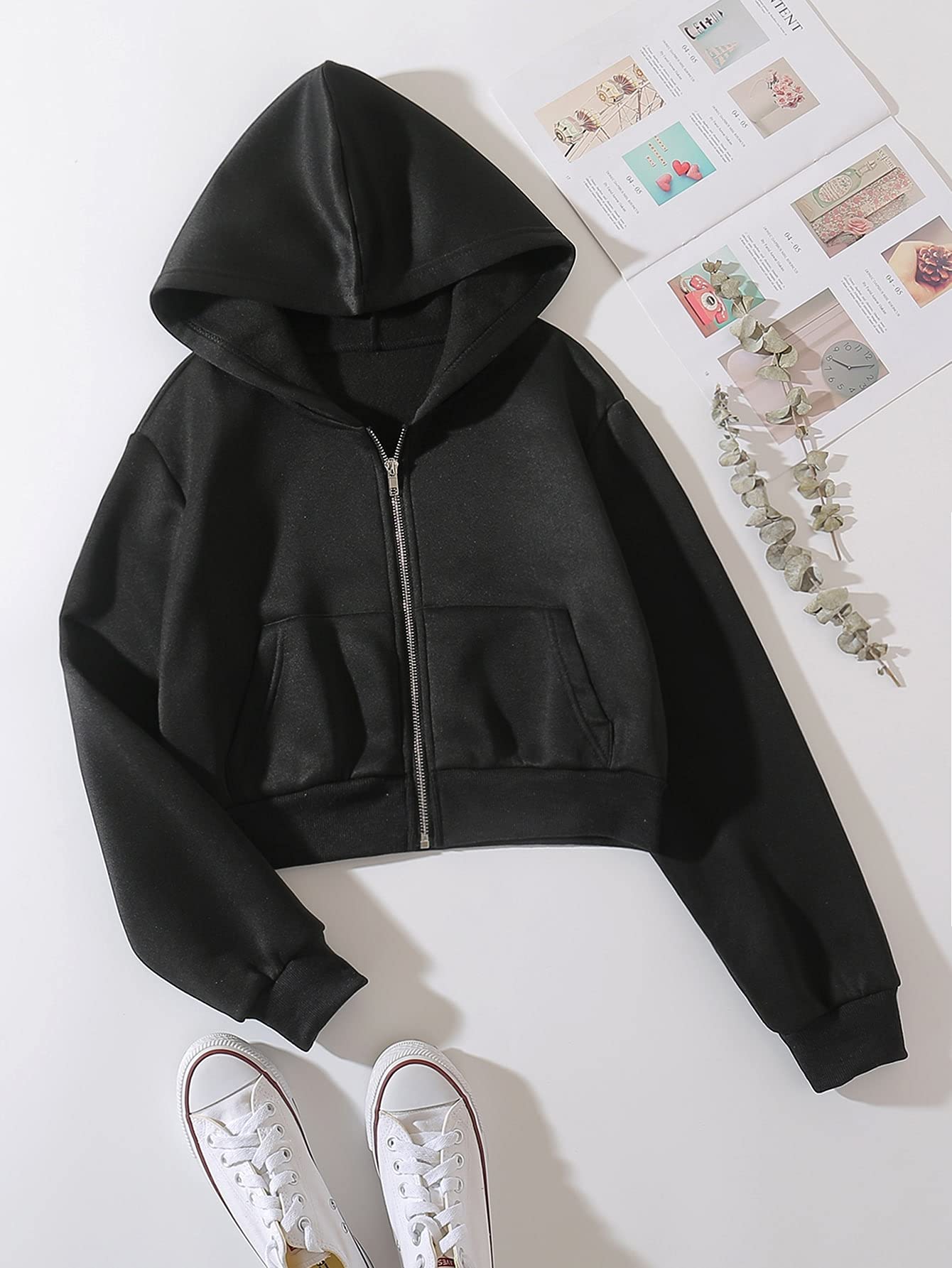 Sweat à capuche confort avec poches pour vos sorties urbaines