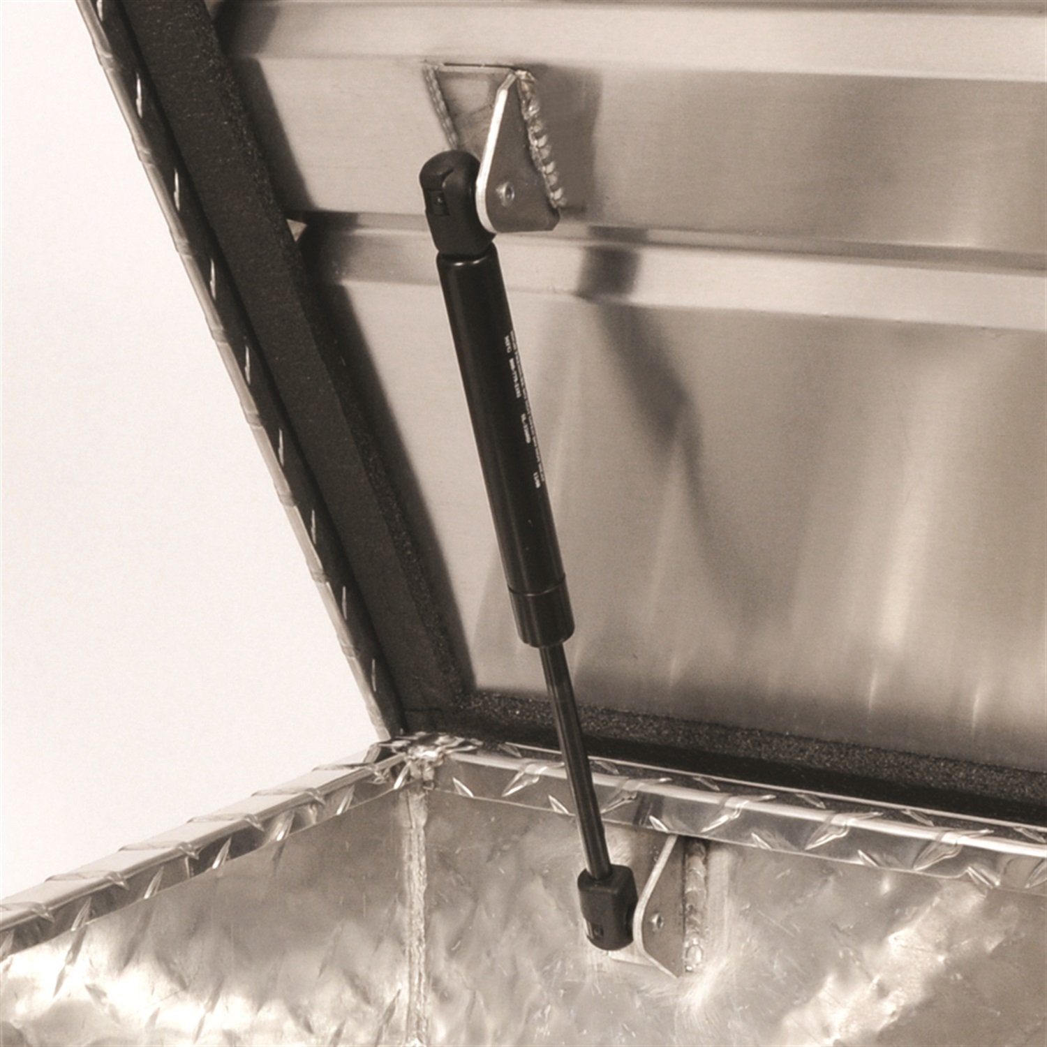 品切 Amazon.com: TOYOTA 65768-0C010 Tail Gate Lock Striker