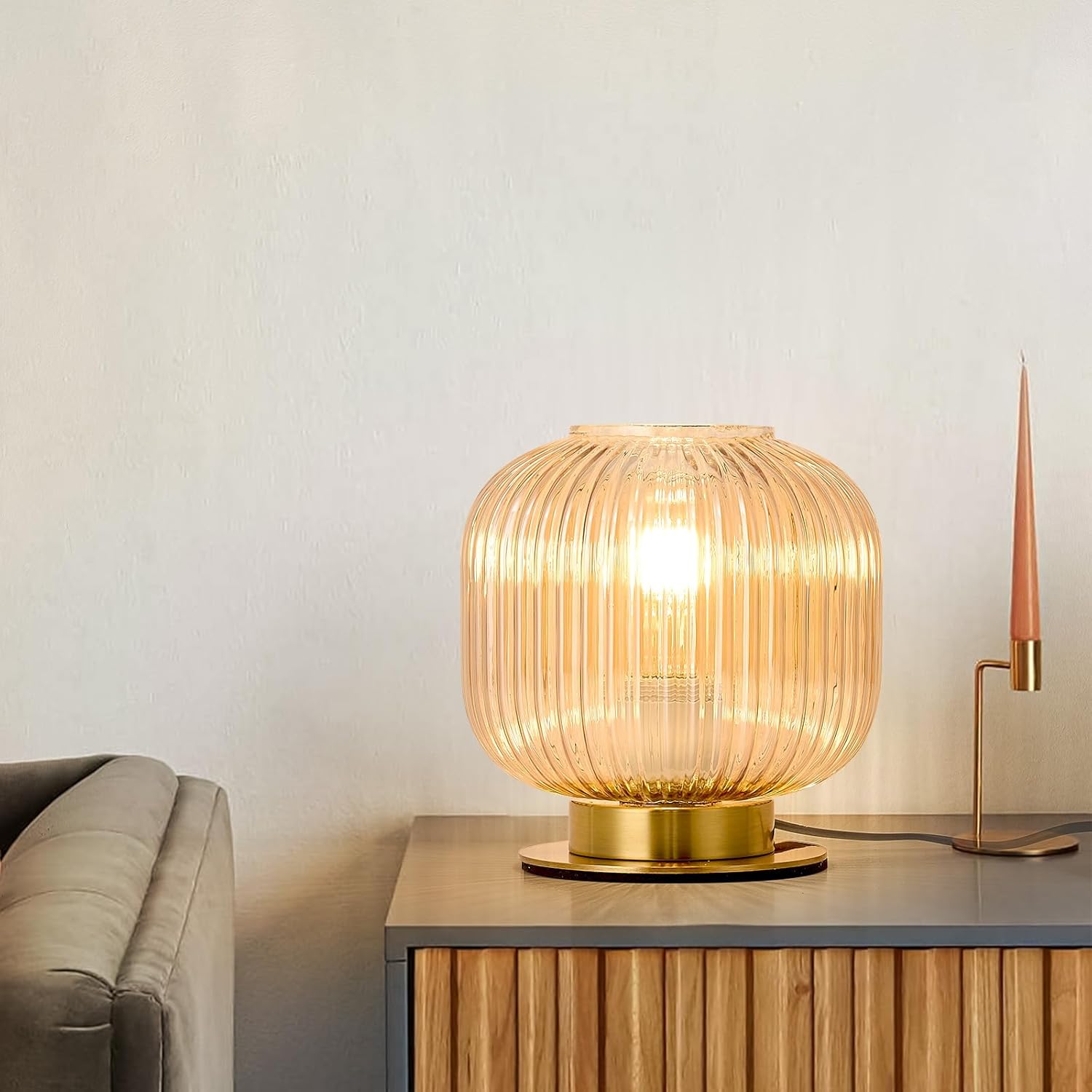 NKU Mid Century Modern Table Lamp with Amber Ribbed Glass Shade & Gold Finish, Bedside Nightstand Light for Bedroom Living Room Office Bookshelf