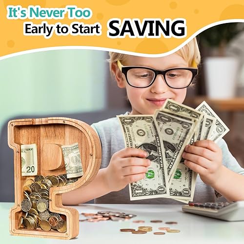Miniatura 3 de SummiDate Alcancía de madera con letras  Alcancía para niños y niñas  Alfabeto P Banco de dinero  Banco de monedas, regalo de cumpleaños para niños,